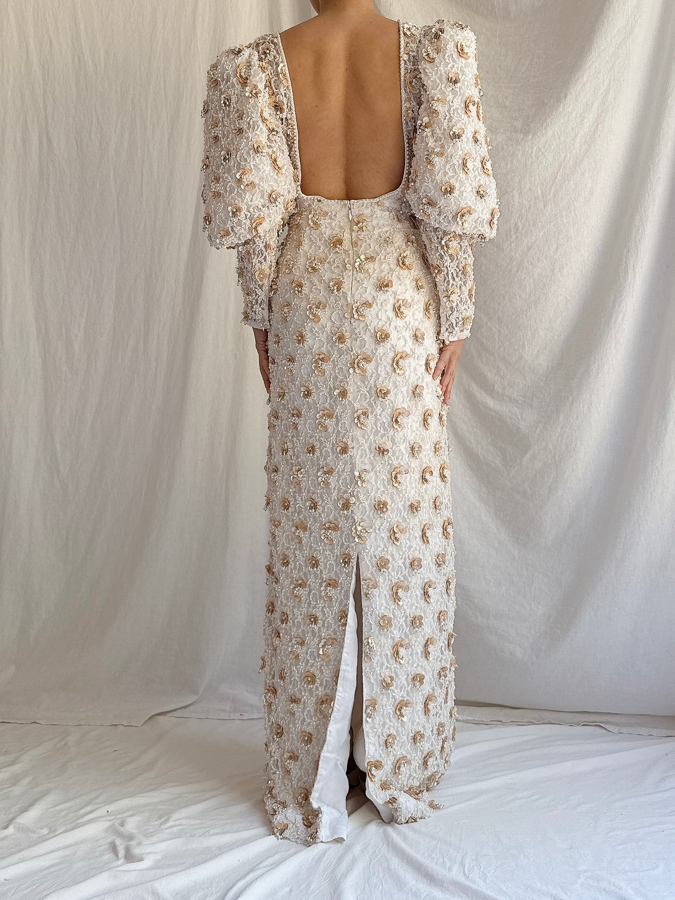 1980s Mutton Sleeves Lace Beaded Gown - M