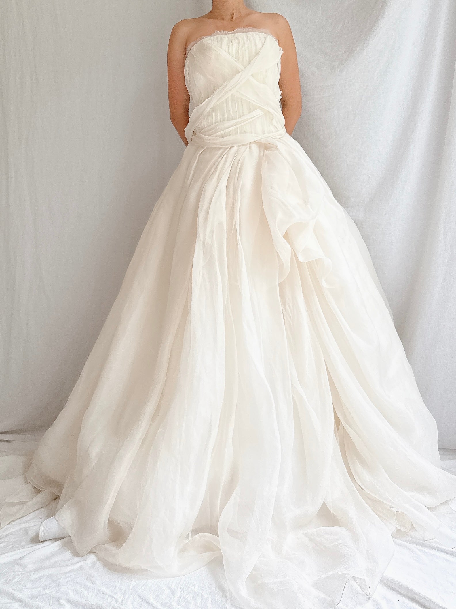 Vintage Vera Wang Silk Organza Gown - S/6