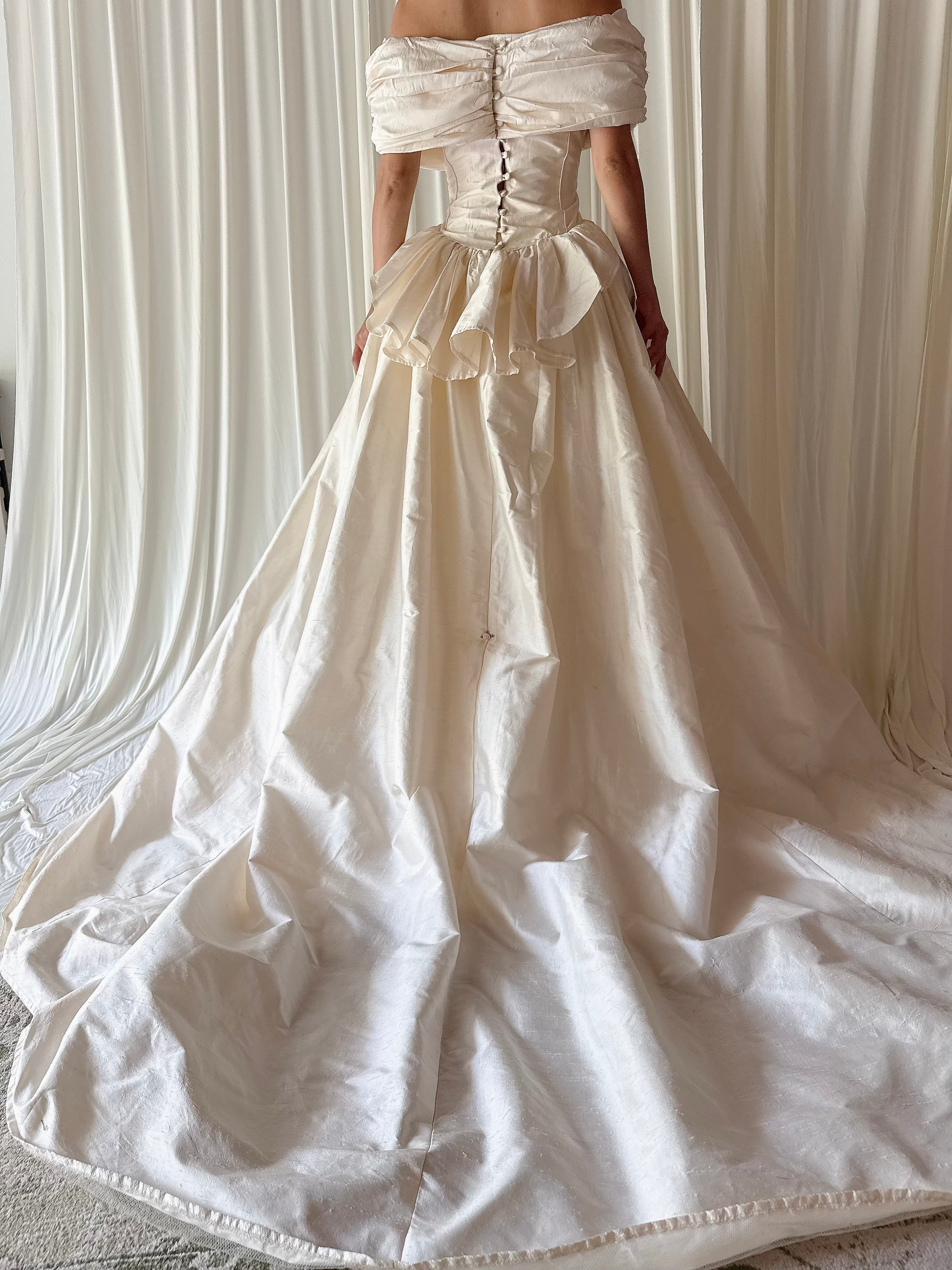 1990s Fiorella Silk Gown - M