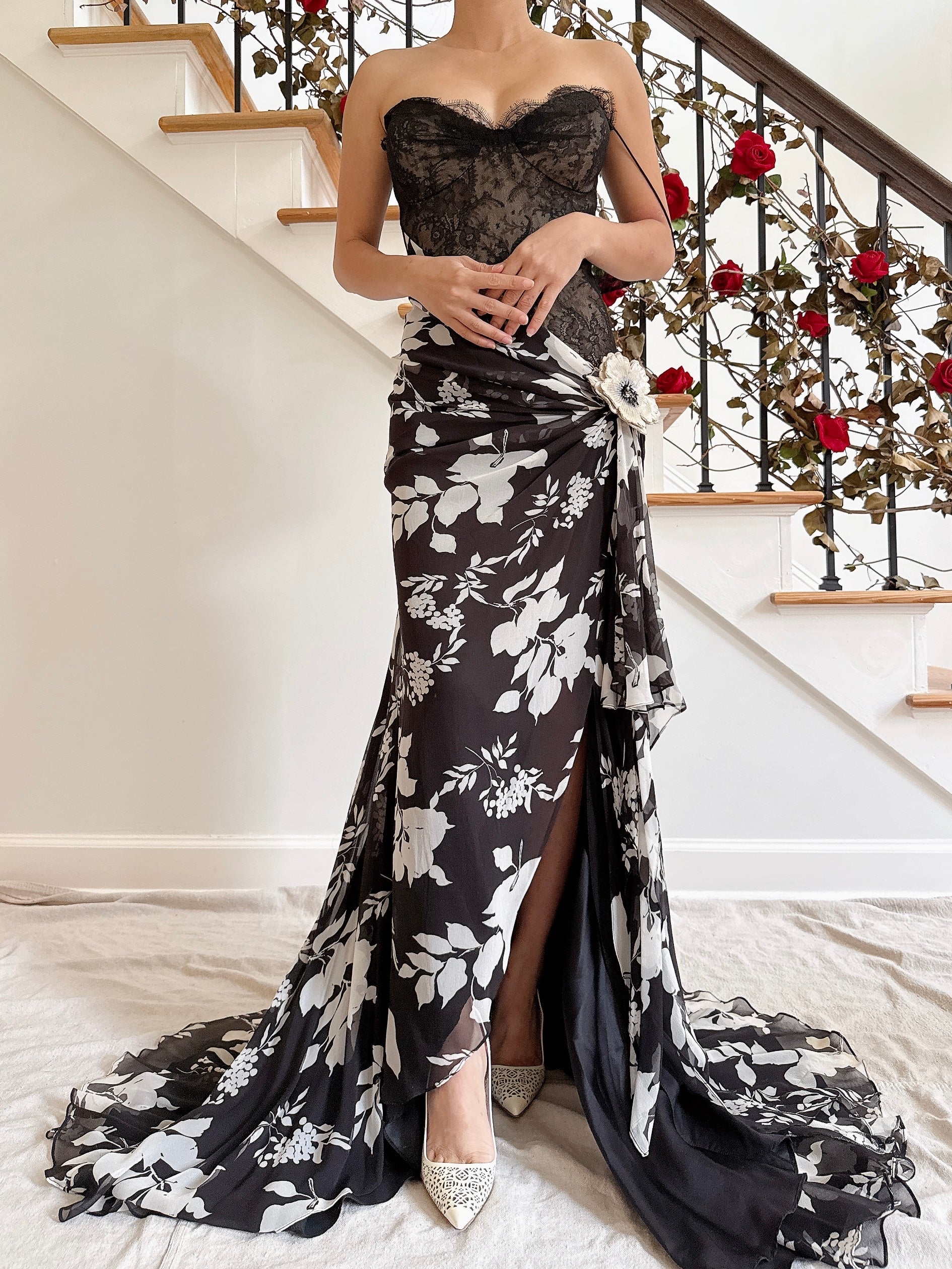 Vintage Belleville Sassoon Silk Lace Black White Flower Gown - UK 16