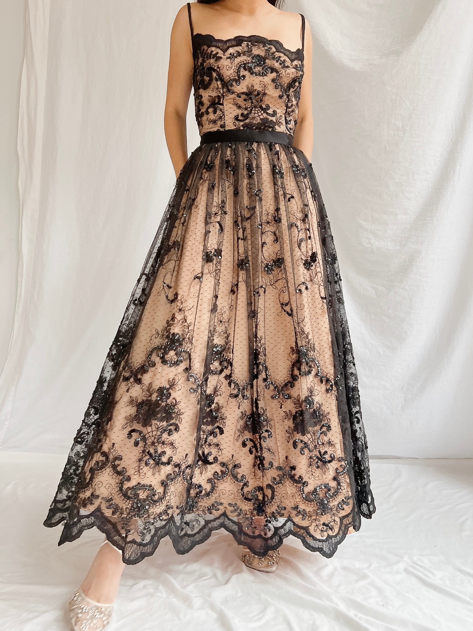 Vintage Nude and Black Lace Dress - S