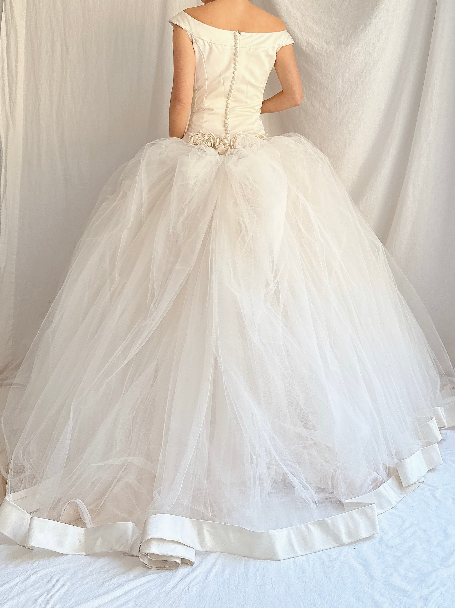 Vintage Champagne Tulle Dress - XS/2/4