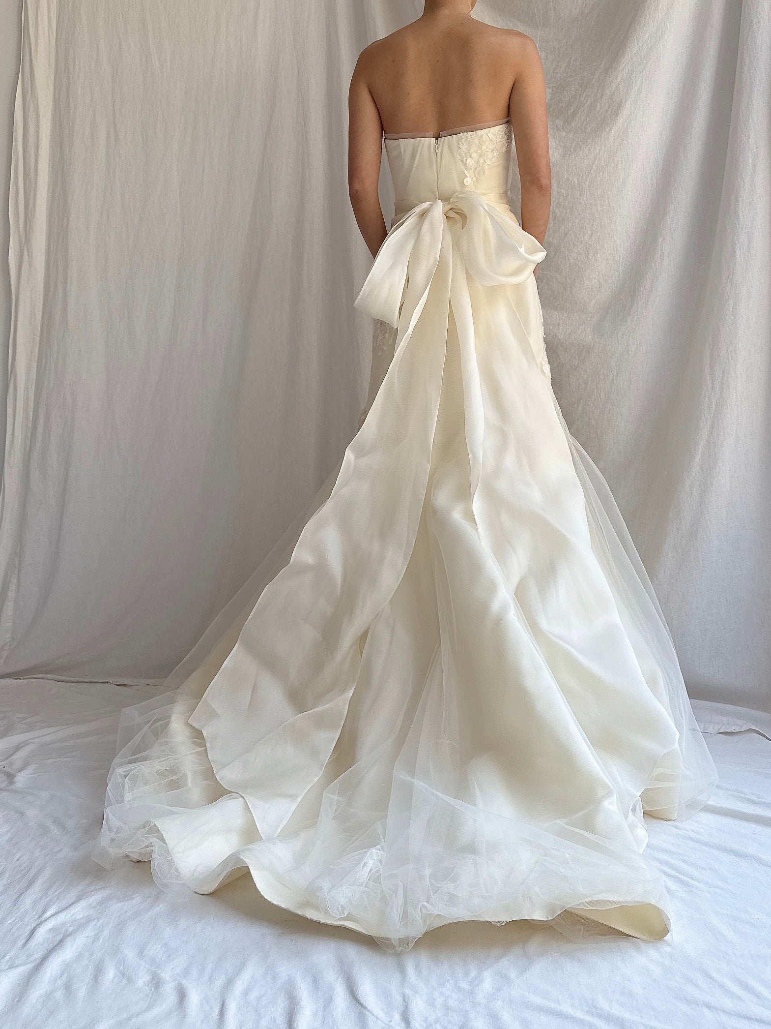 Vintage Vera Wang Silk Strapless Tulle Gown - S/4