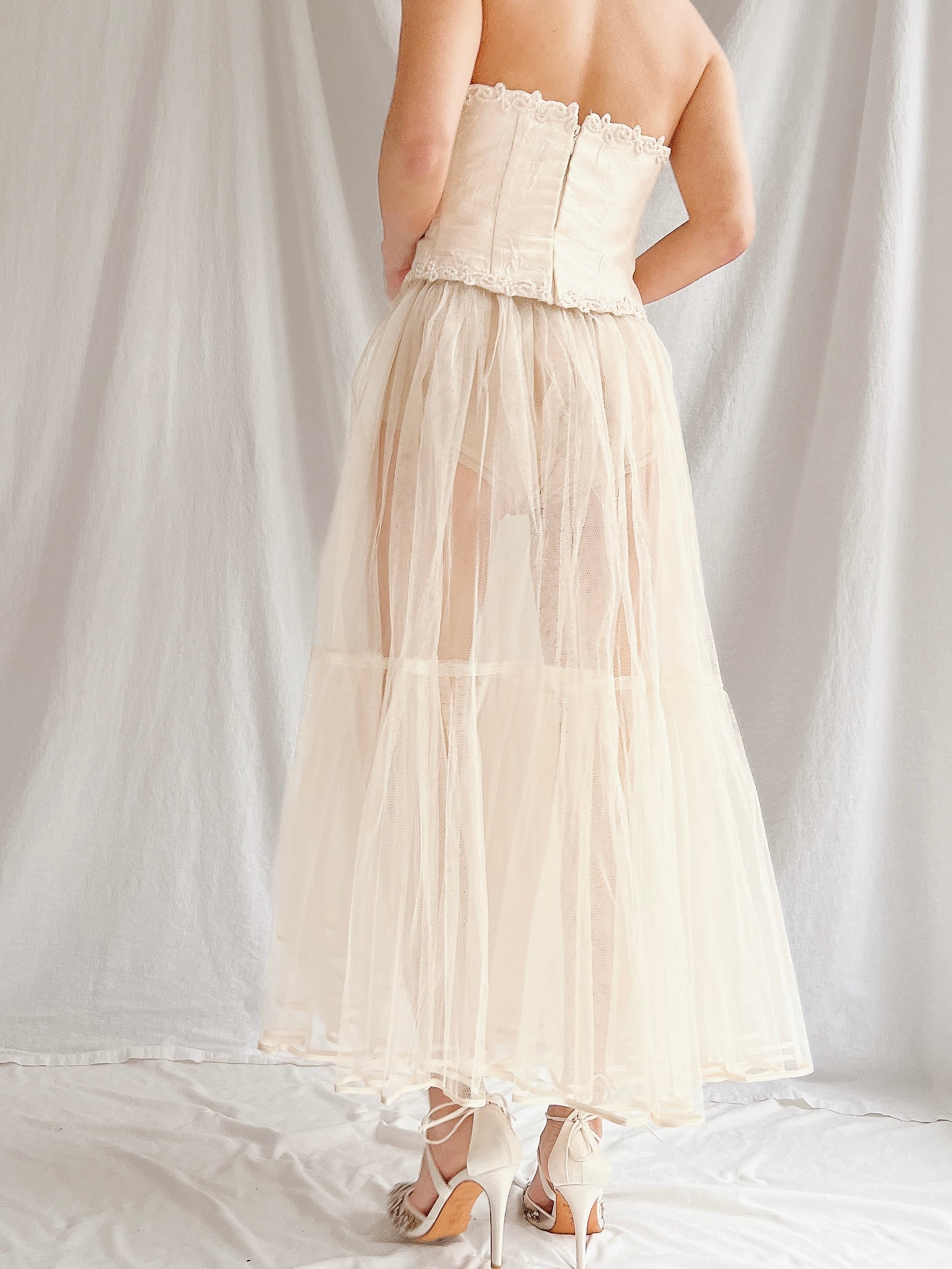 Vintage Tulle Skirt - S-M