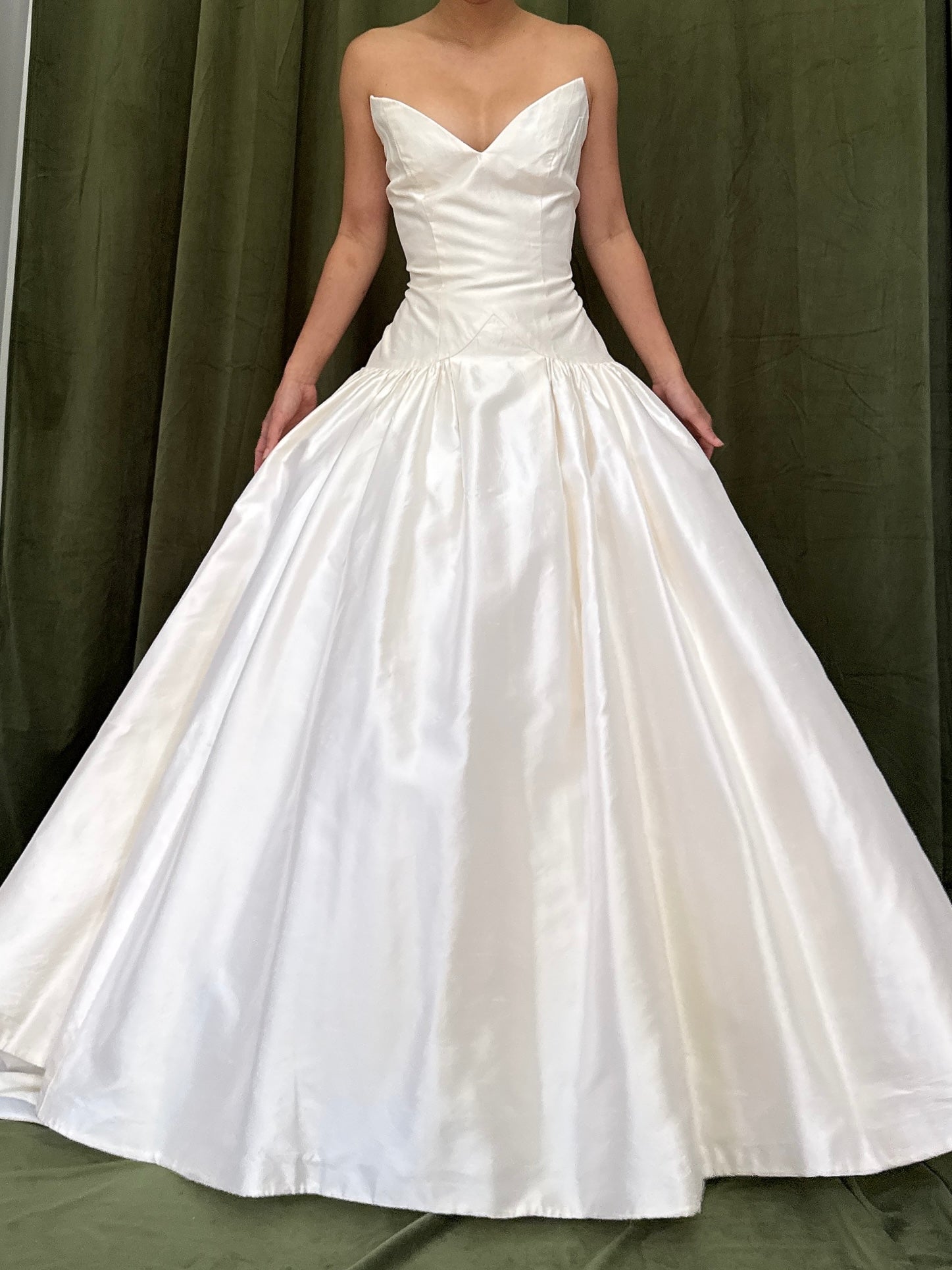1980s Marisa Silk Dropwaist Gown - M
