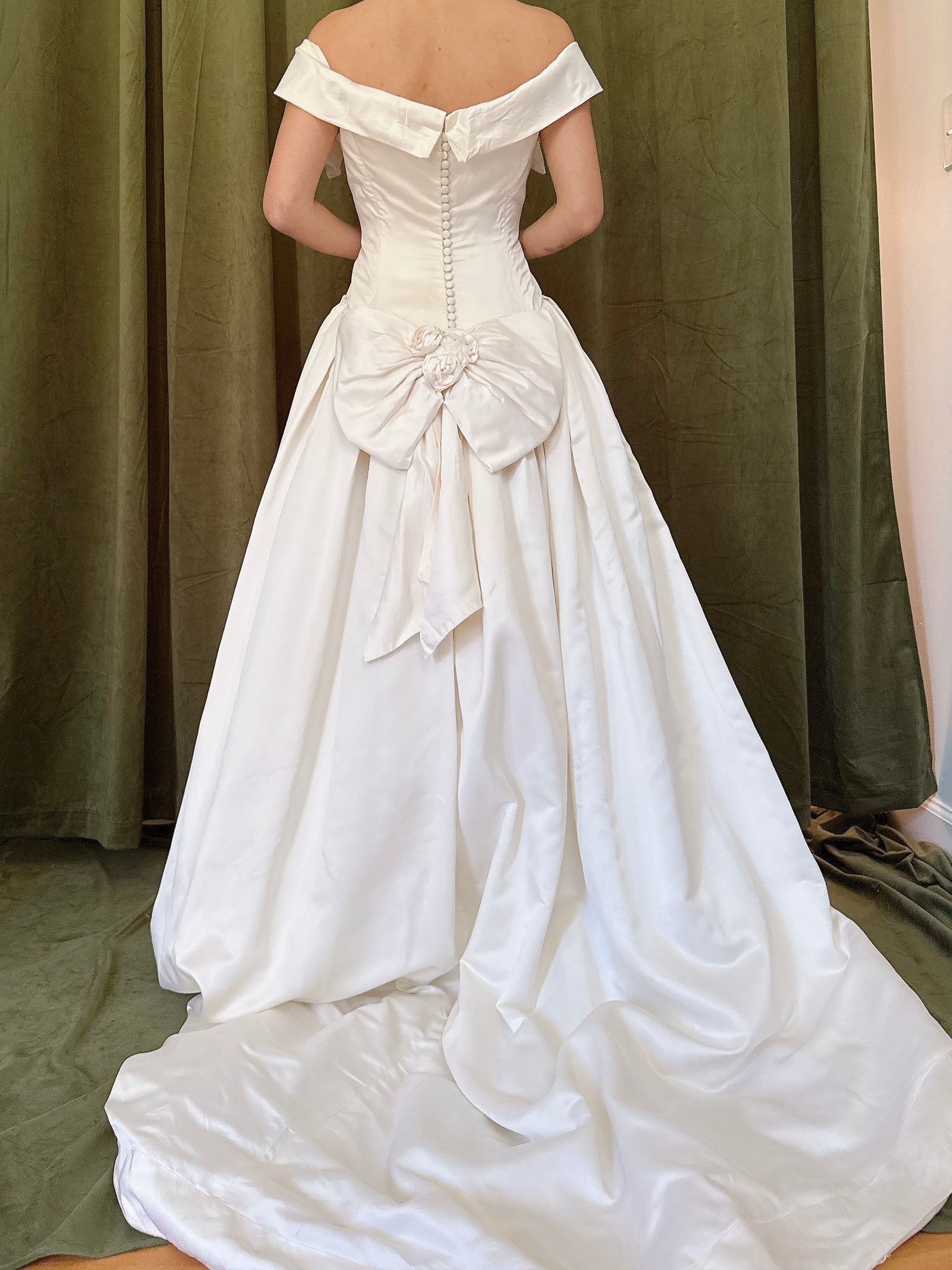 Vintage Vera Wang Silk Gown - S