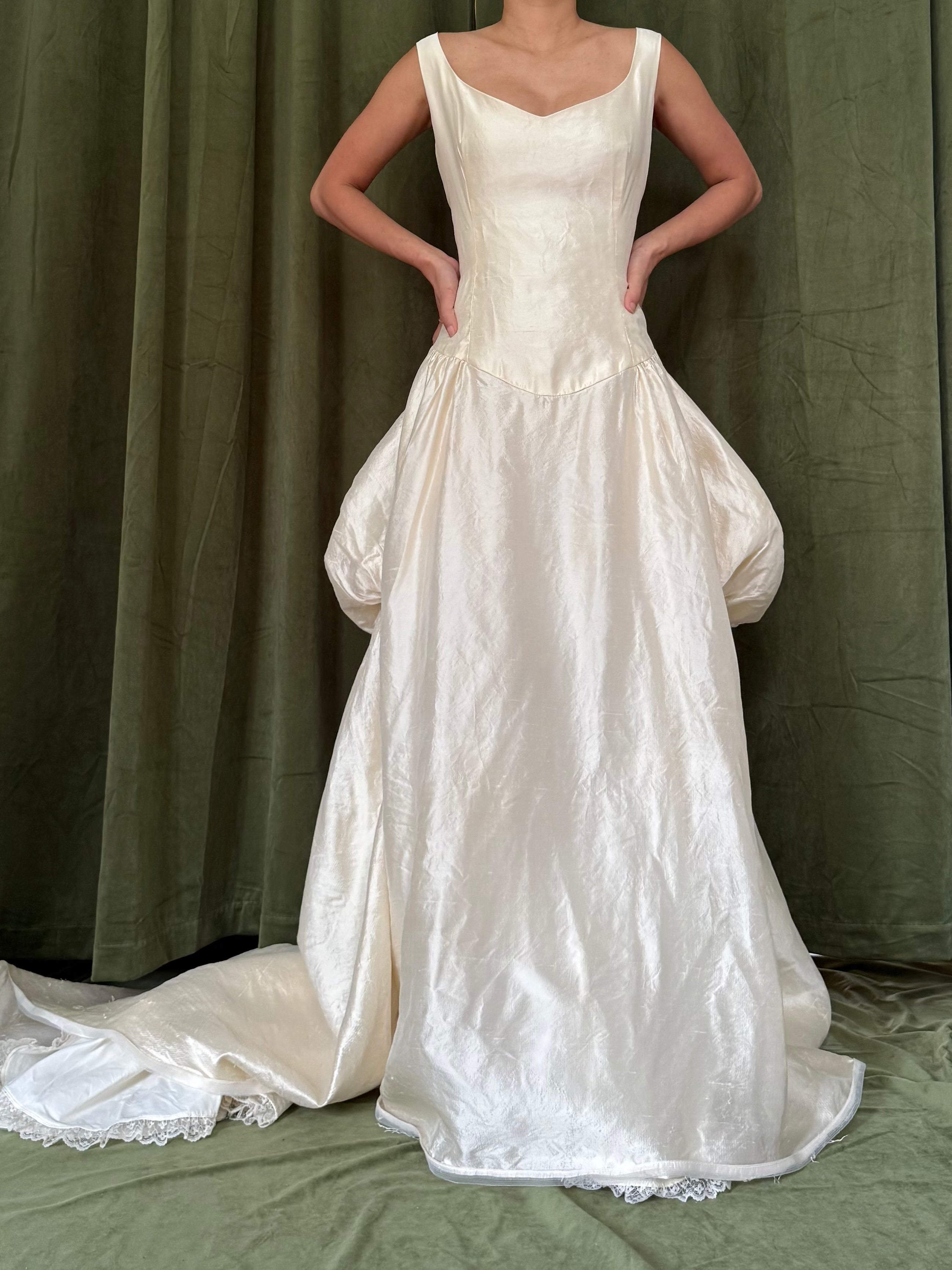 1990s Raw Silk Scoop Neck Gown - M/6