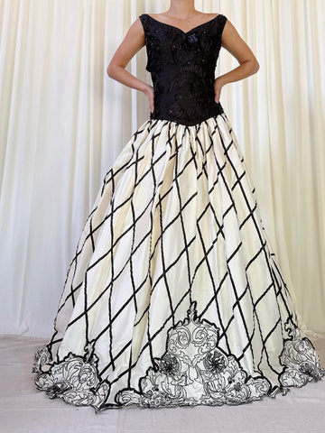 Vintage Fanaz Designs Silk Gown - FR 44