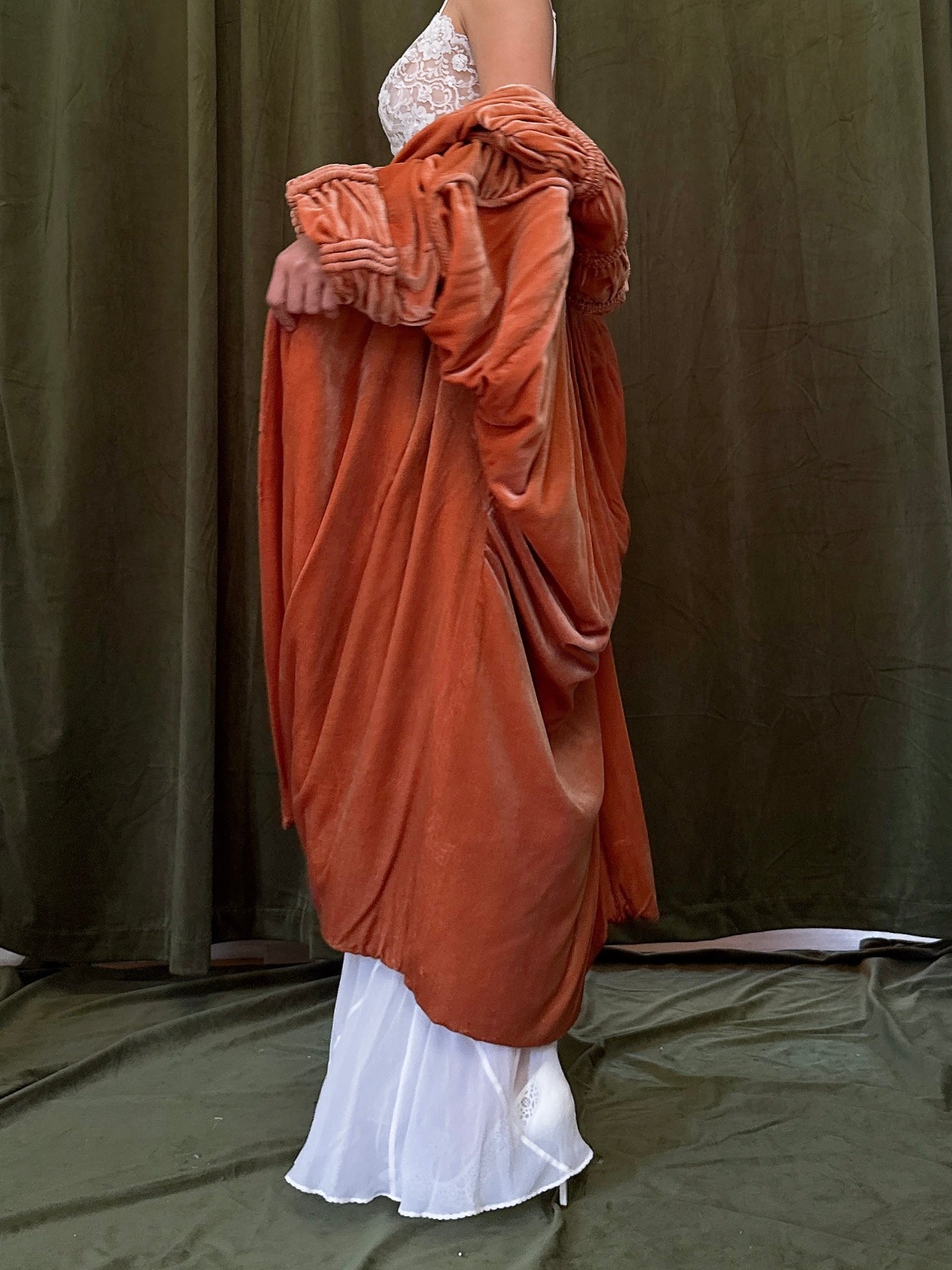 1920s Peach Silk Opera Coat - OFSM/45L