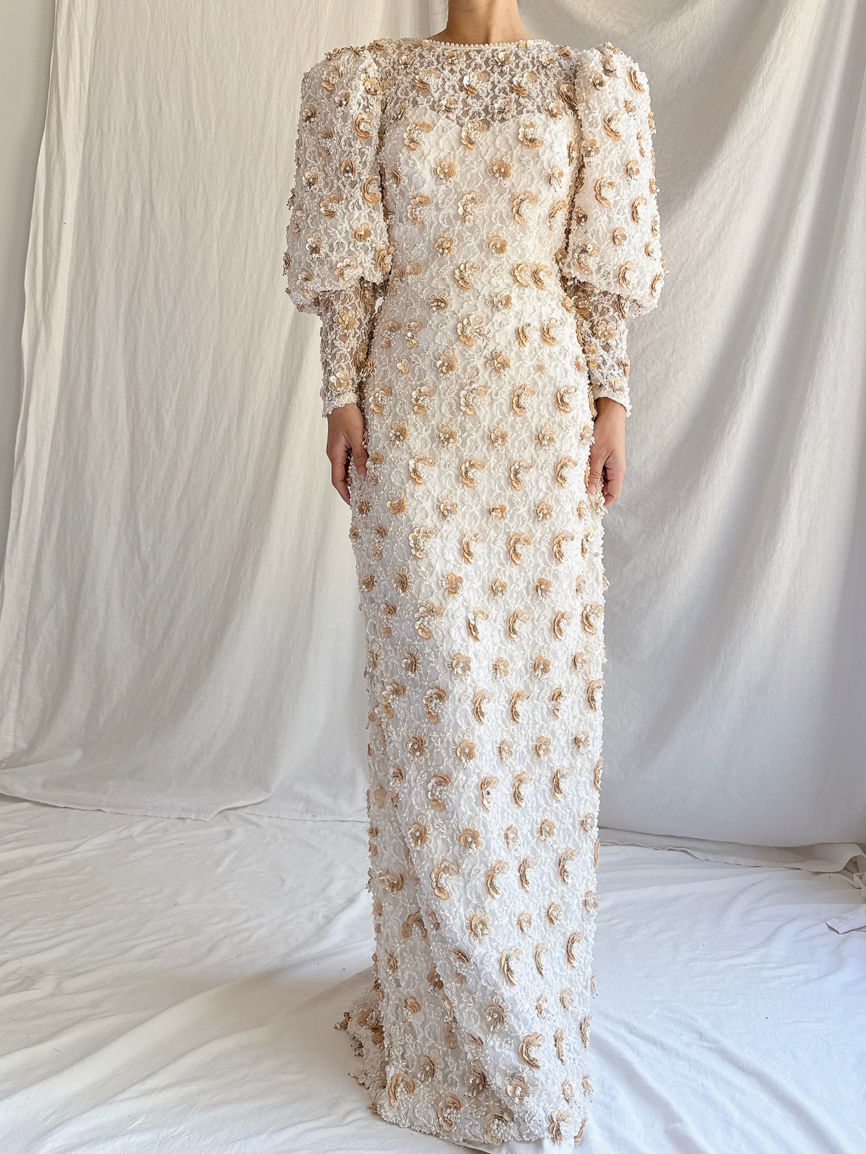 1980s Mutton Sleeves Lace Beaded Gown - M