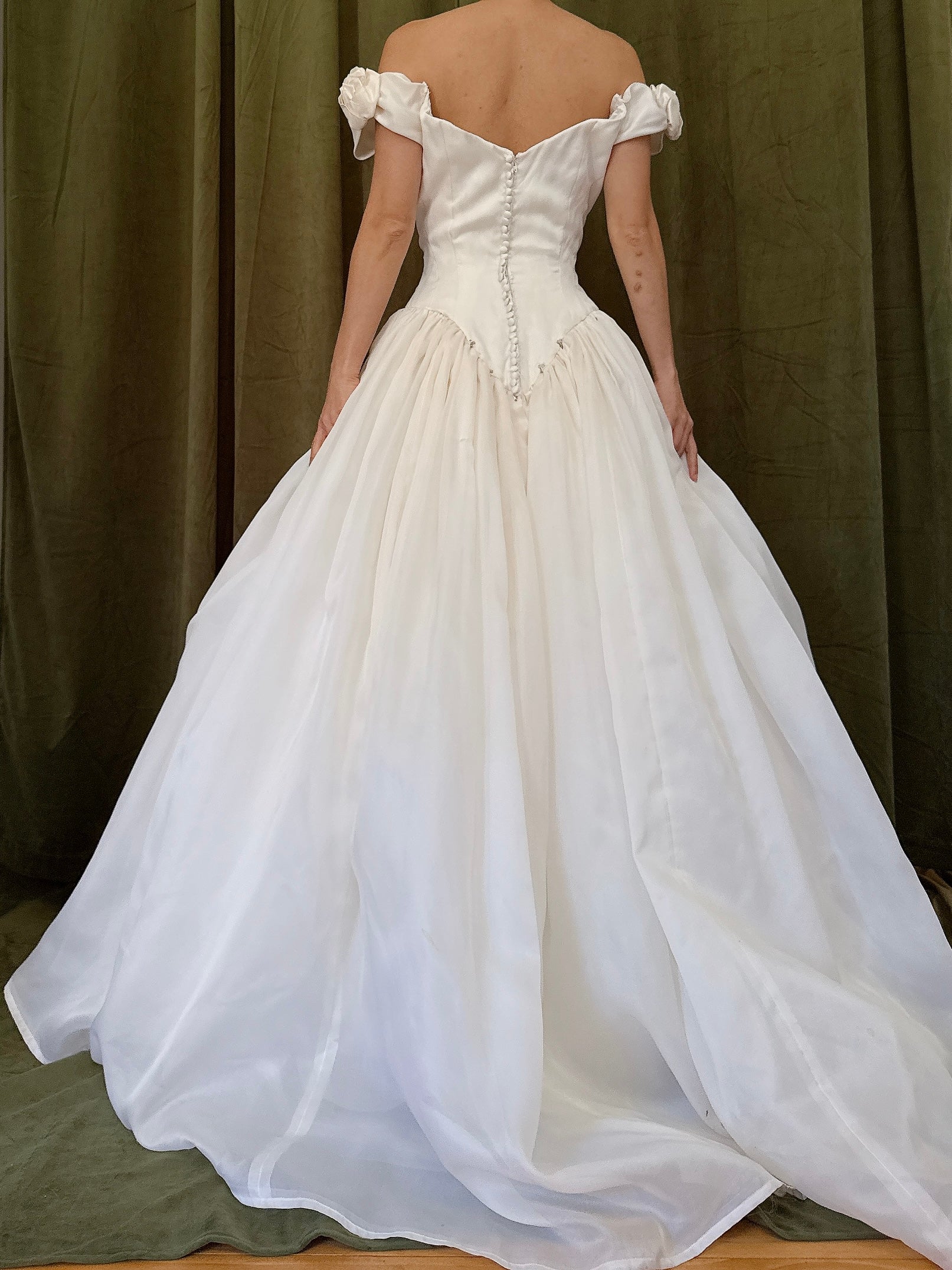 Vintage Lazaro Silk Organza Gown - M/6/8