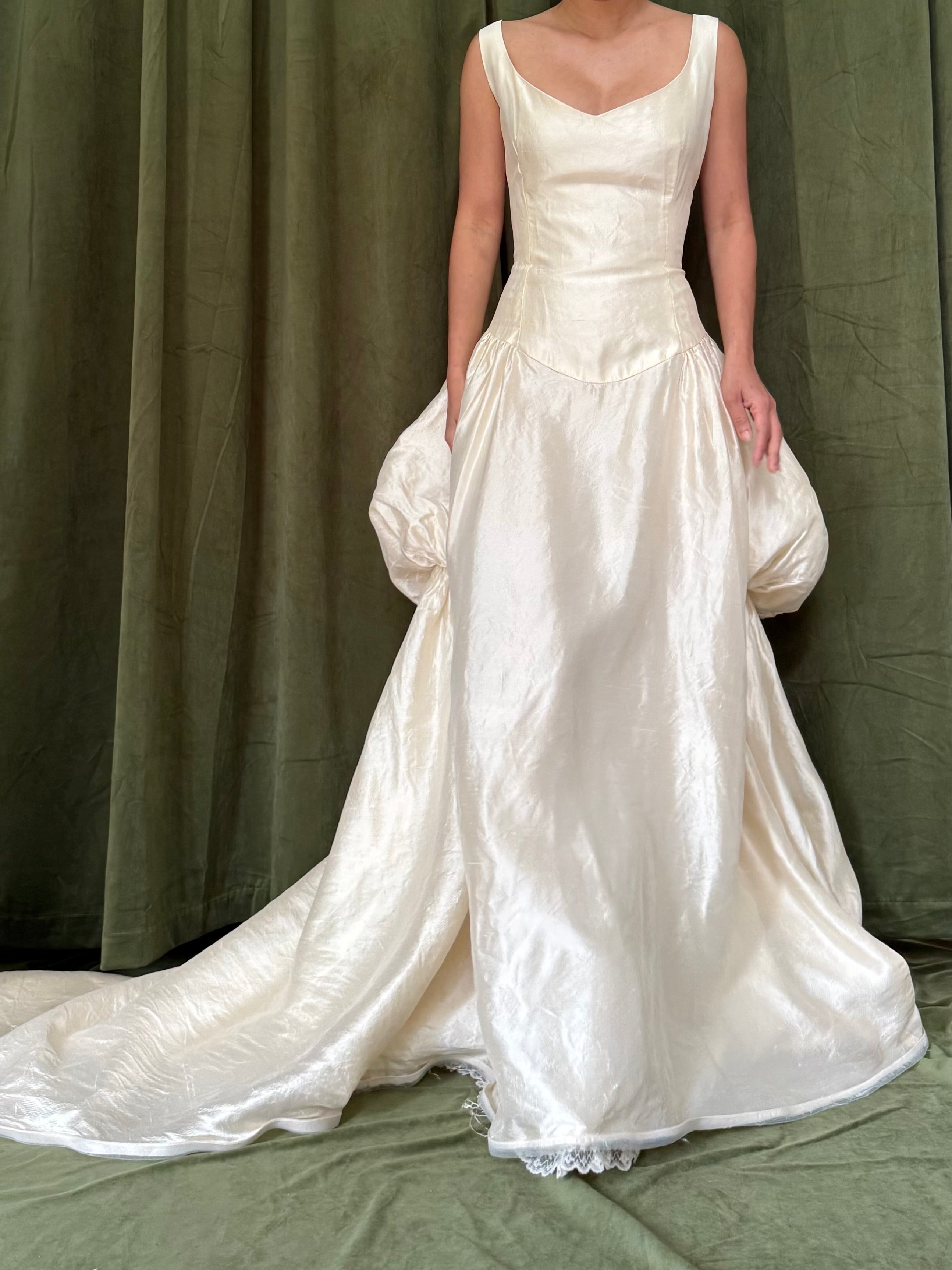 1990s Raw Silk Scoop Neck Gown - M/6