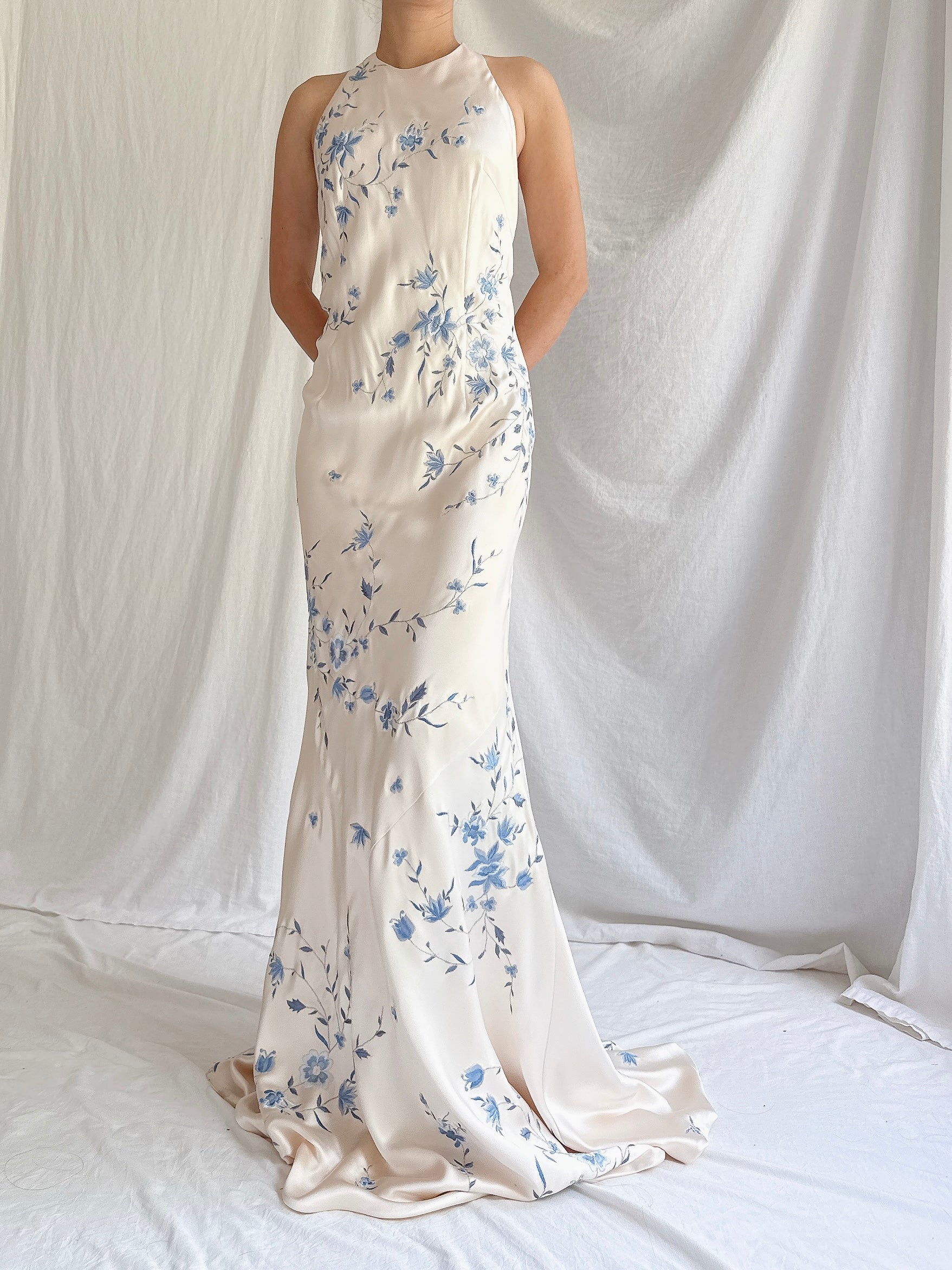 Vintage Silk Embroidered Gown - M/10