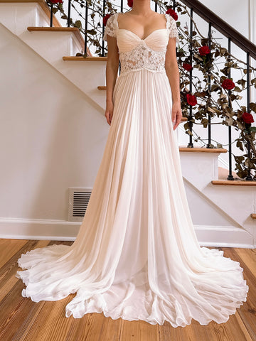 00 Off-White Reem Acra Chiffon Cap Sleeve Gown - M/6/8