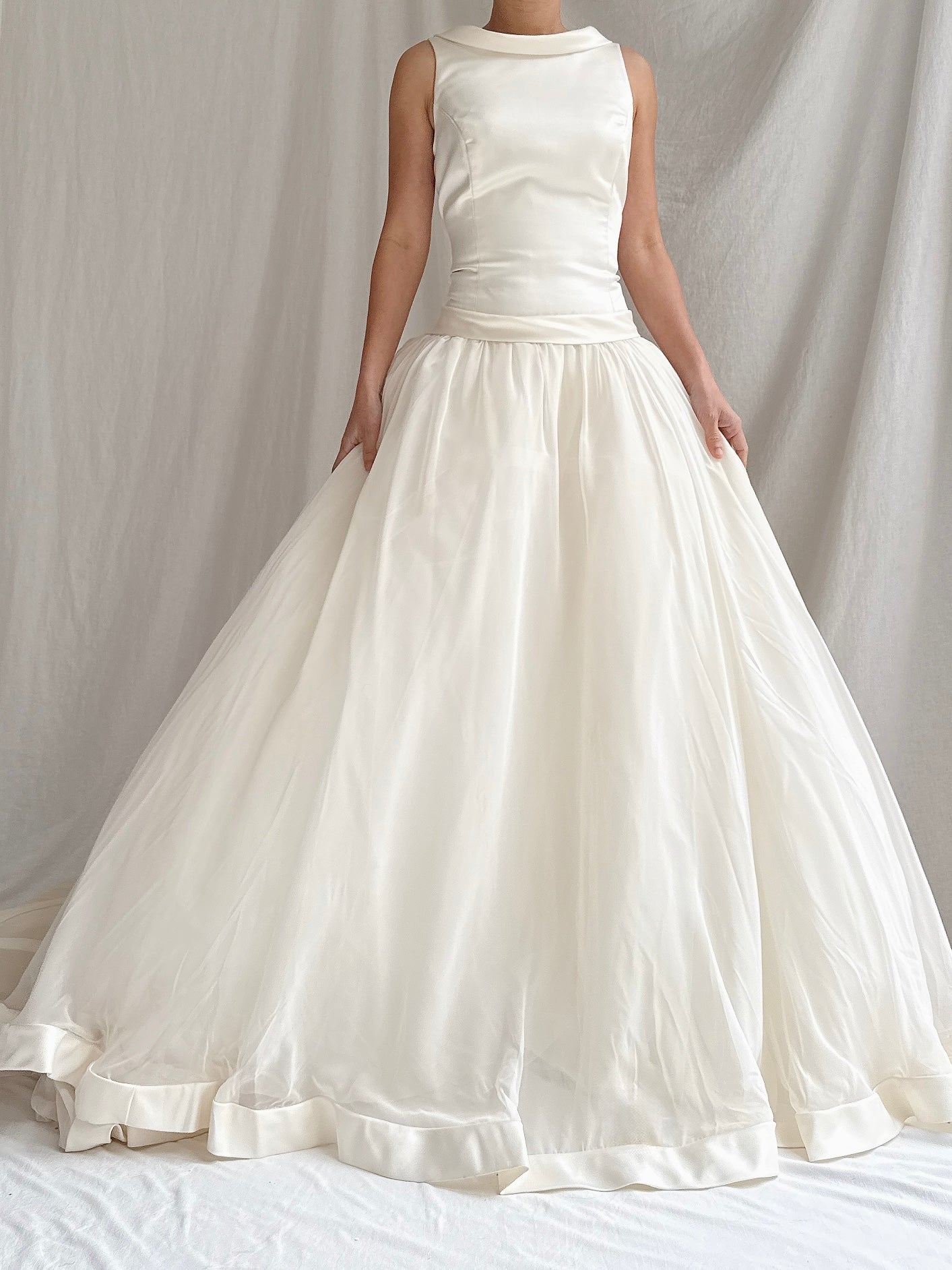 Vintage Chiffon High Neck Gown - M
