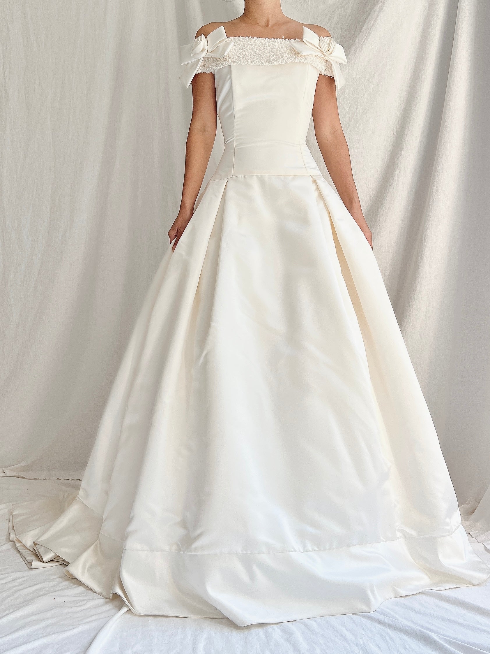2000s Demetrios Satin Off-the-Shoulder Gown - XS/2-4