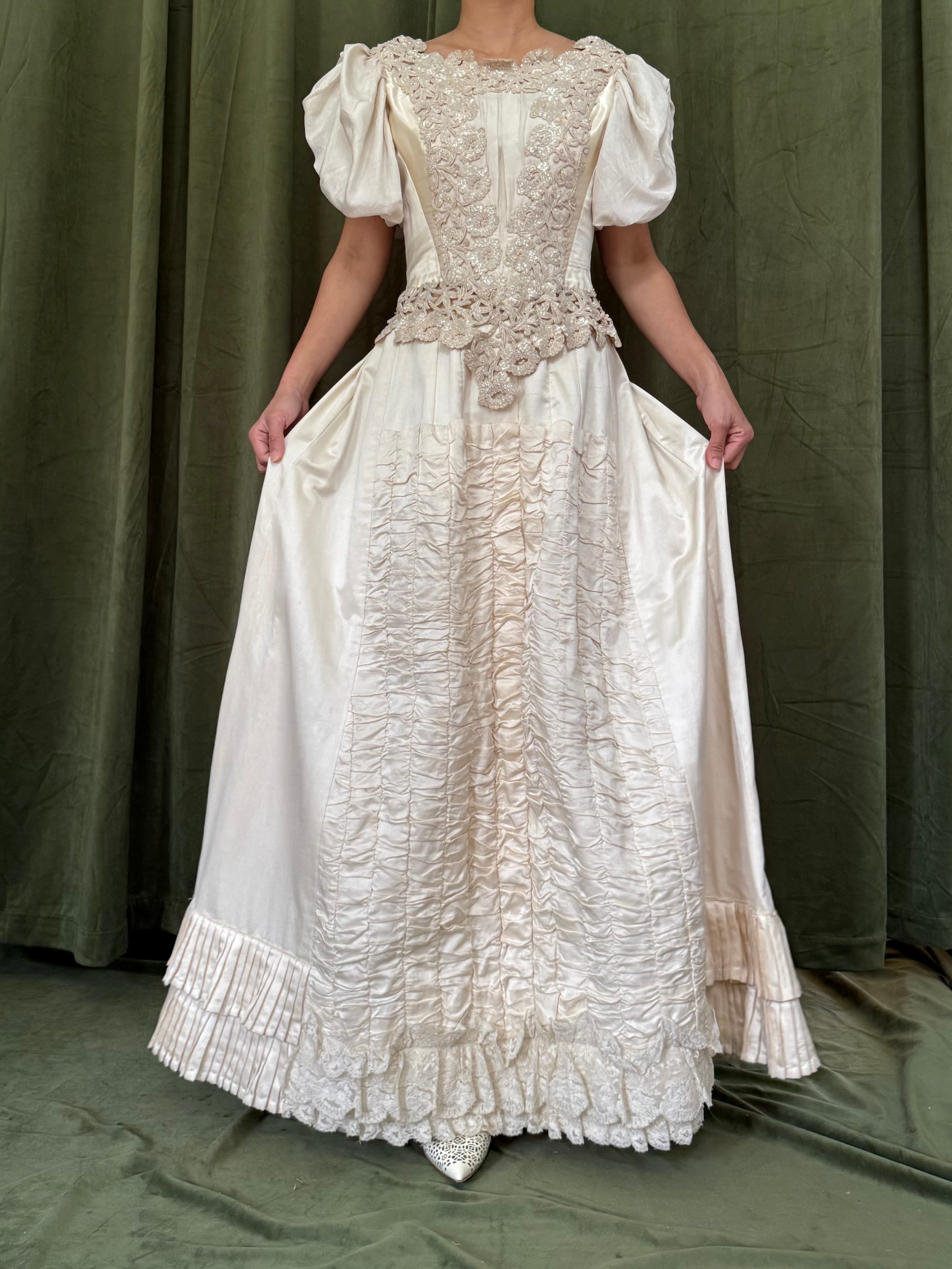 Antique Silk 2-Piece Ensemble - XS/S