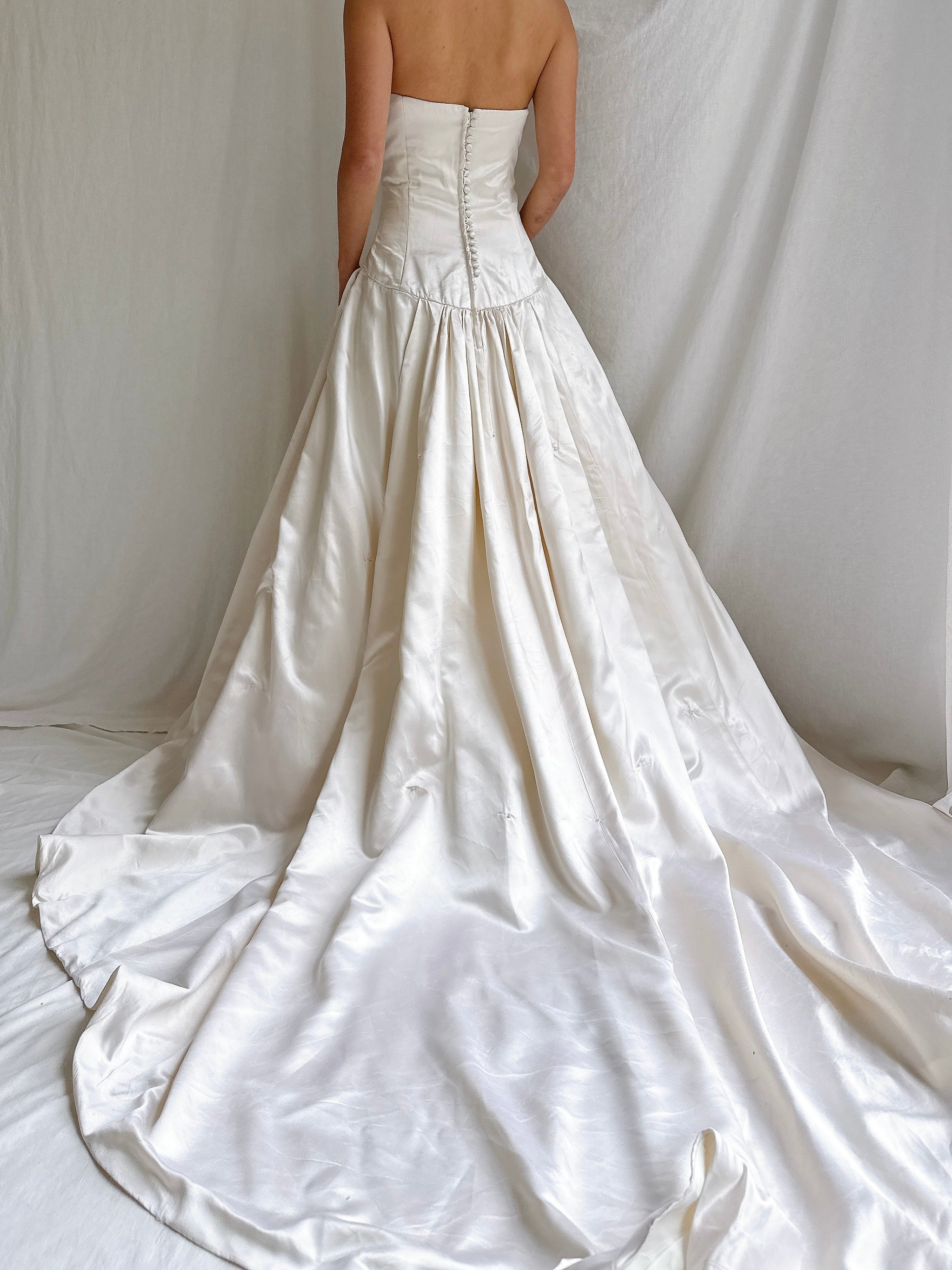 1990s Amsale Silk Strapless Gown - M/6