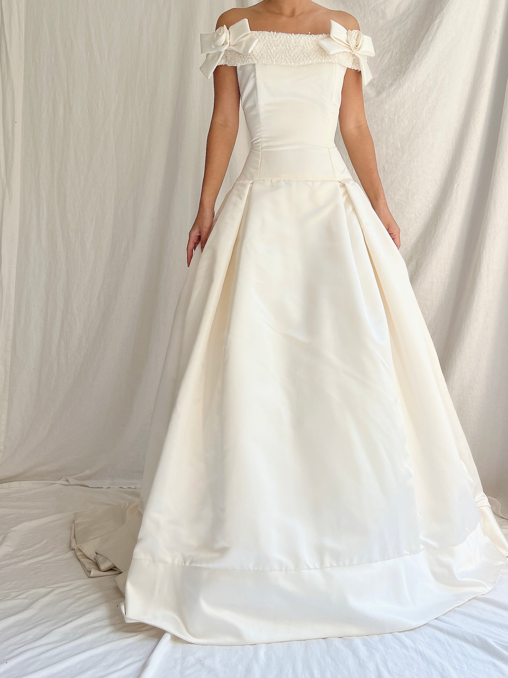 2000s Demetrios Satin Off-the-Shoulder Gown - XS/2-4