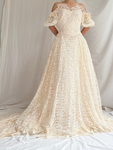 1980s Off-the-Shoulder Lace Gown - S