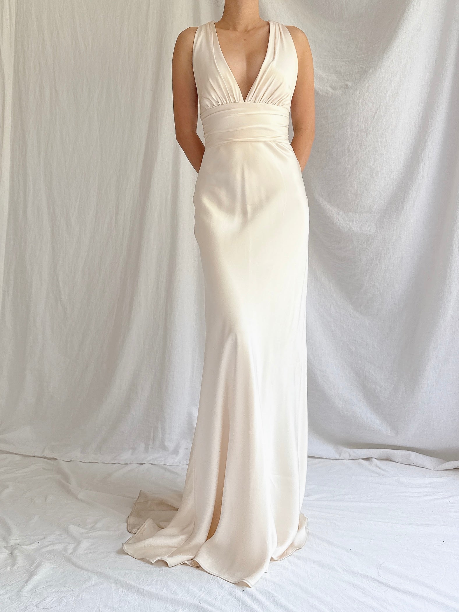 Vintage Silk Plunging Gown - XS/0/2
