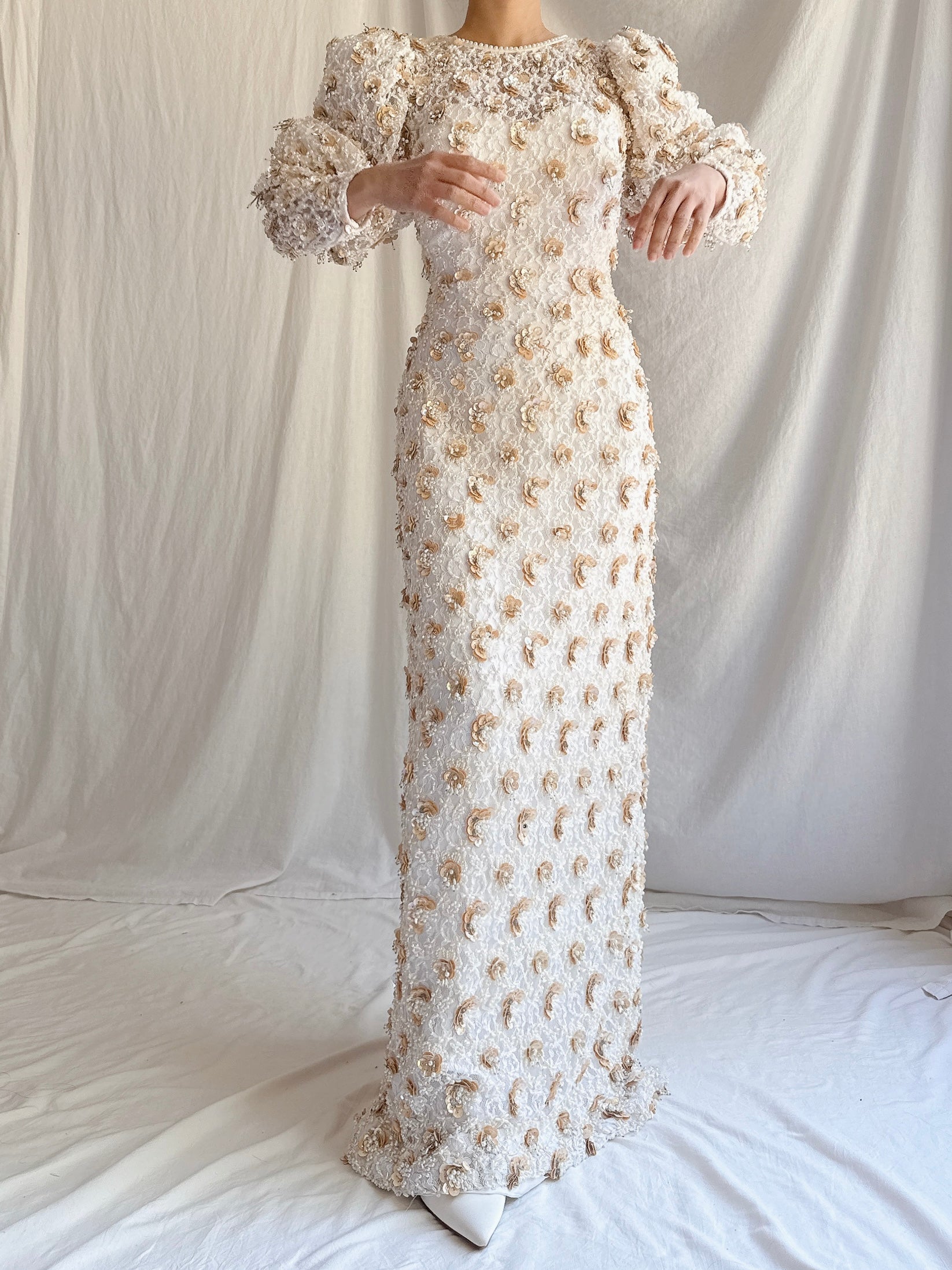 1980s Mutton Sleeves Lace Beaded Gown - M
