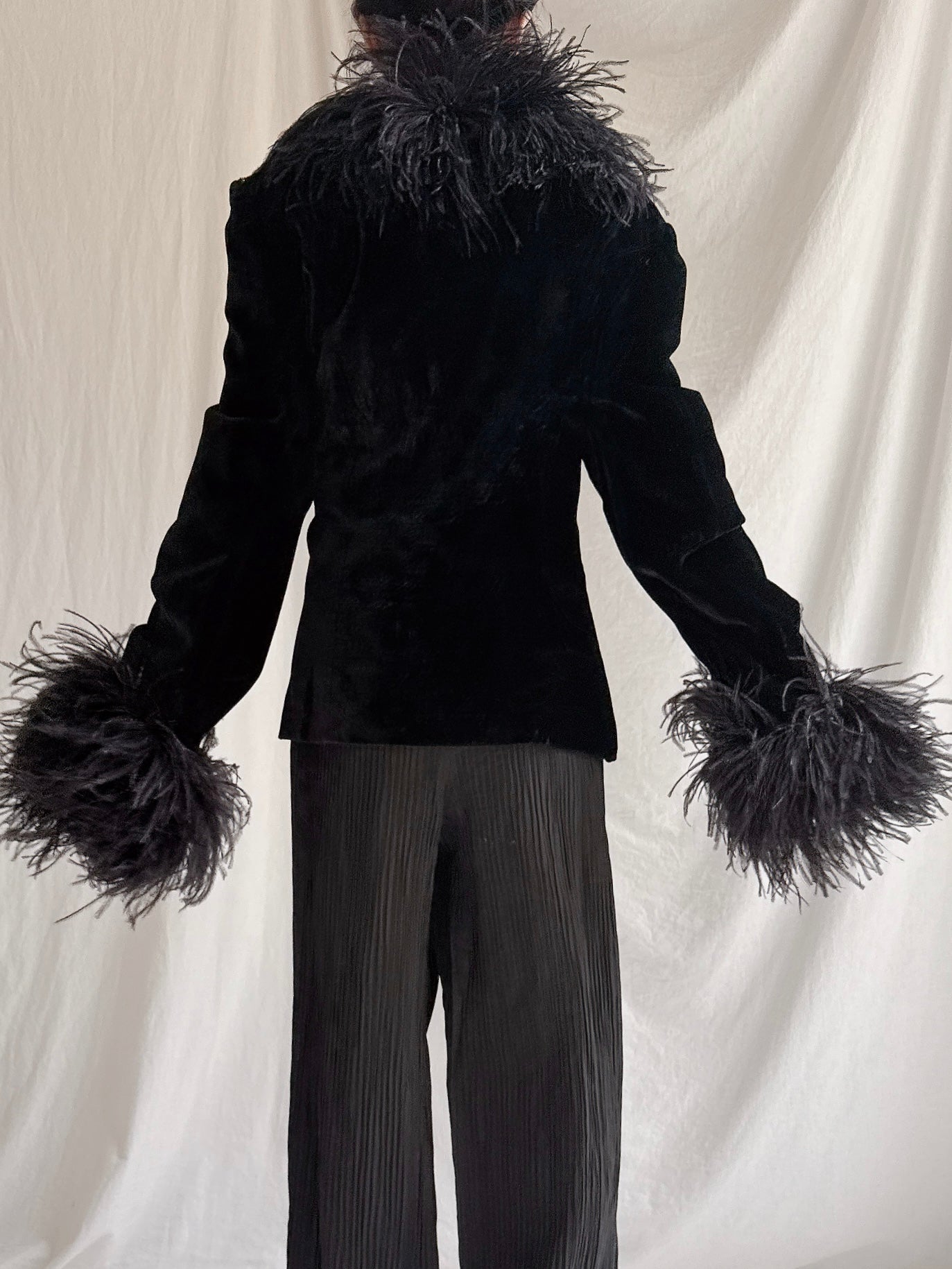 Vintage Paola Baccini Italy Ostrich Feather Silk Velvet Jacket - M/L
