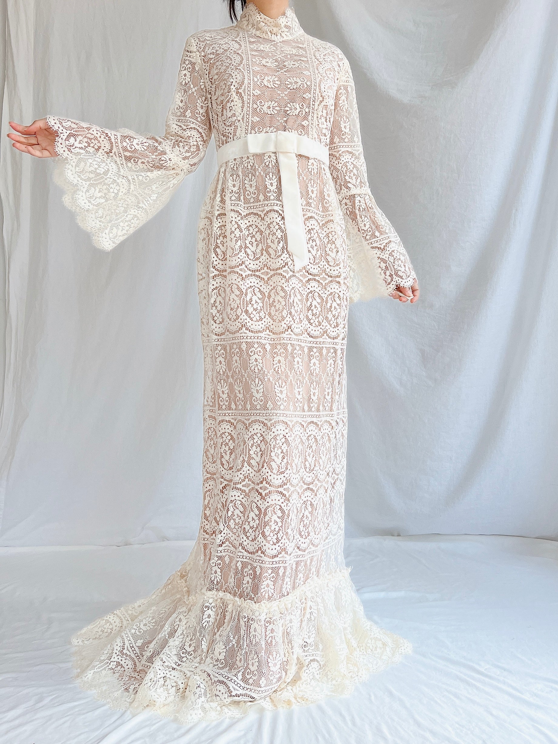 1970s Sheer Filet Lace Gown - M