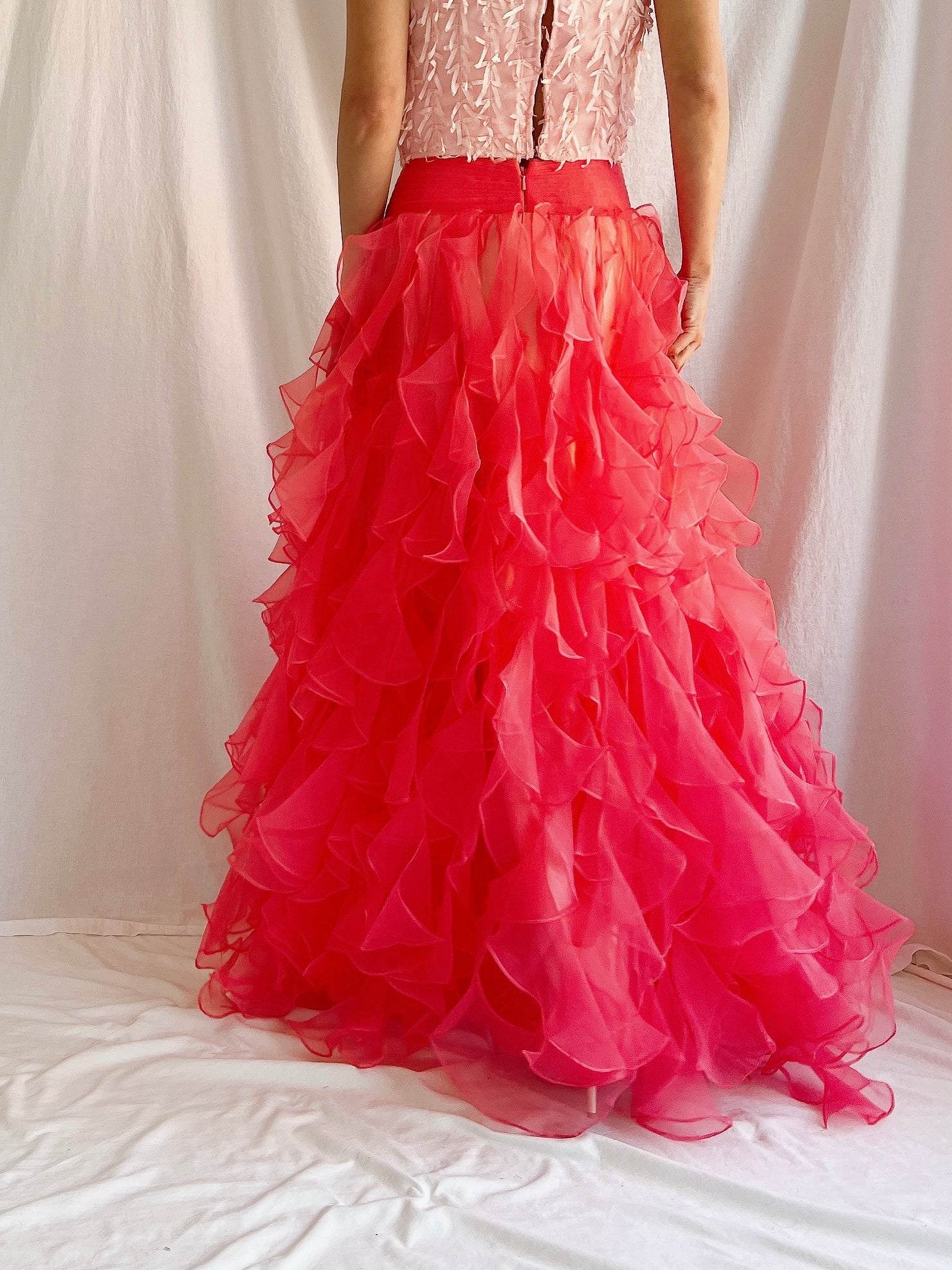 Vintage Blood Orange Ruffle Dropped Waist Skirt - M