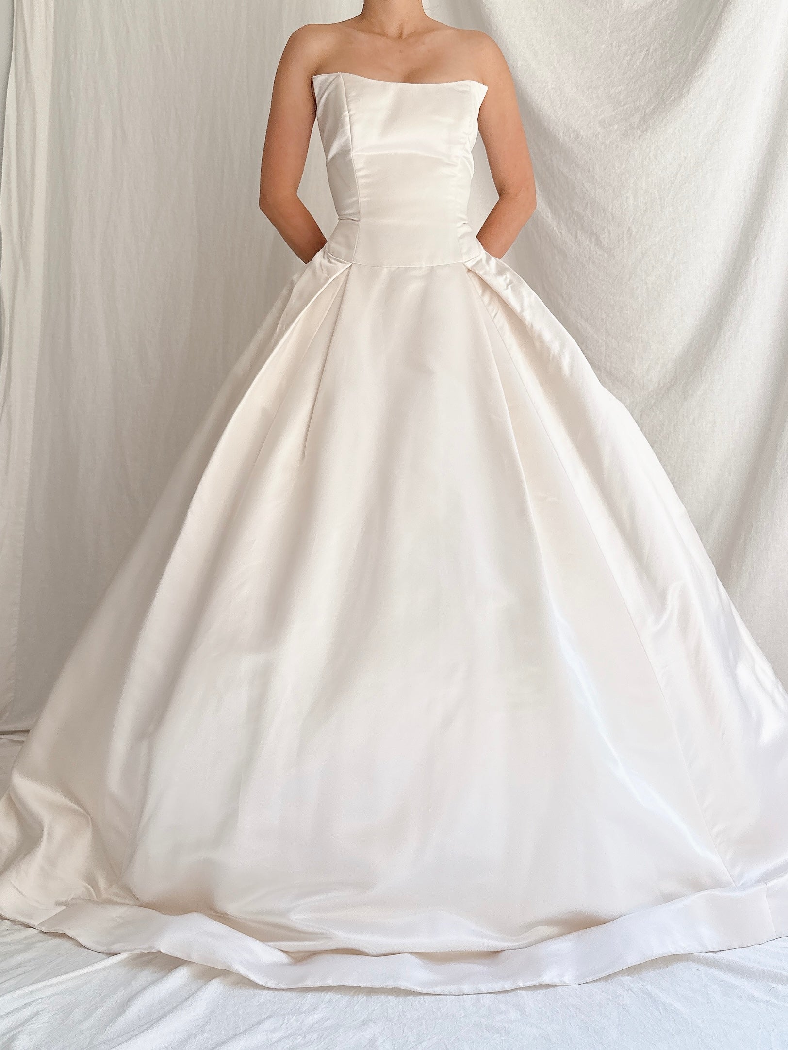 1990s Nancy Issler Silk Gown - S/6