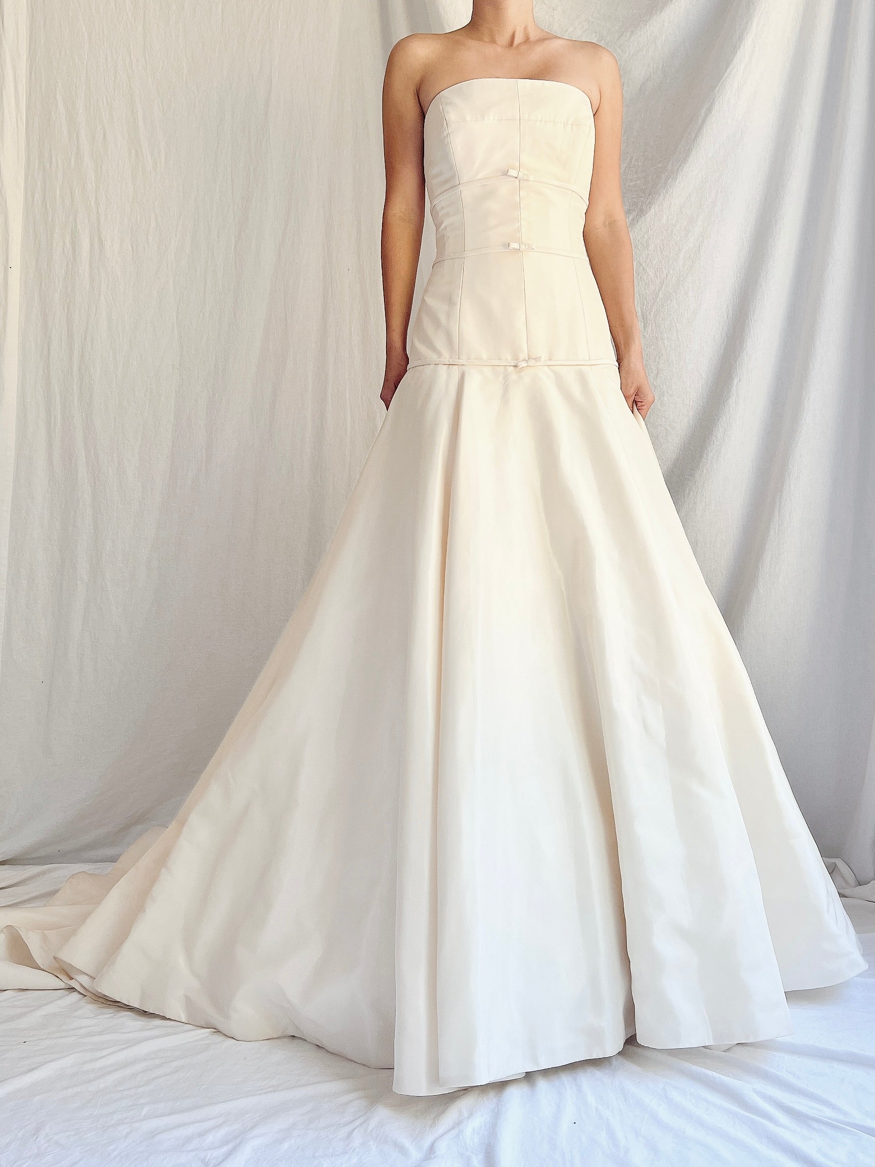 Vintage Cream Taffeta Dropped Waist Gown - S/M 6/8