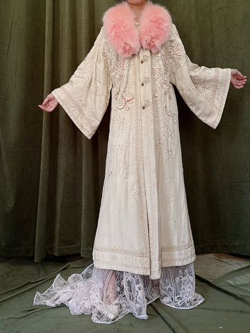 Antique Silk Embroidered Robe - M