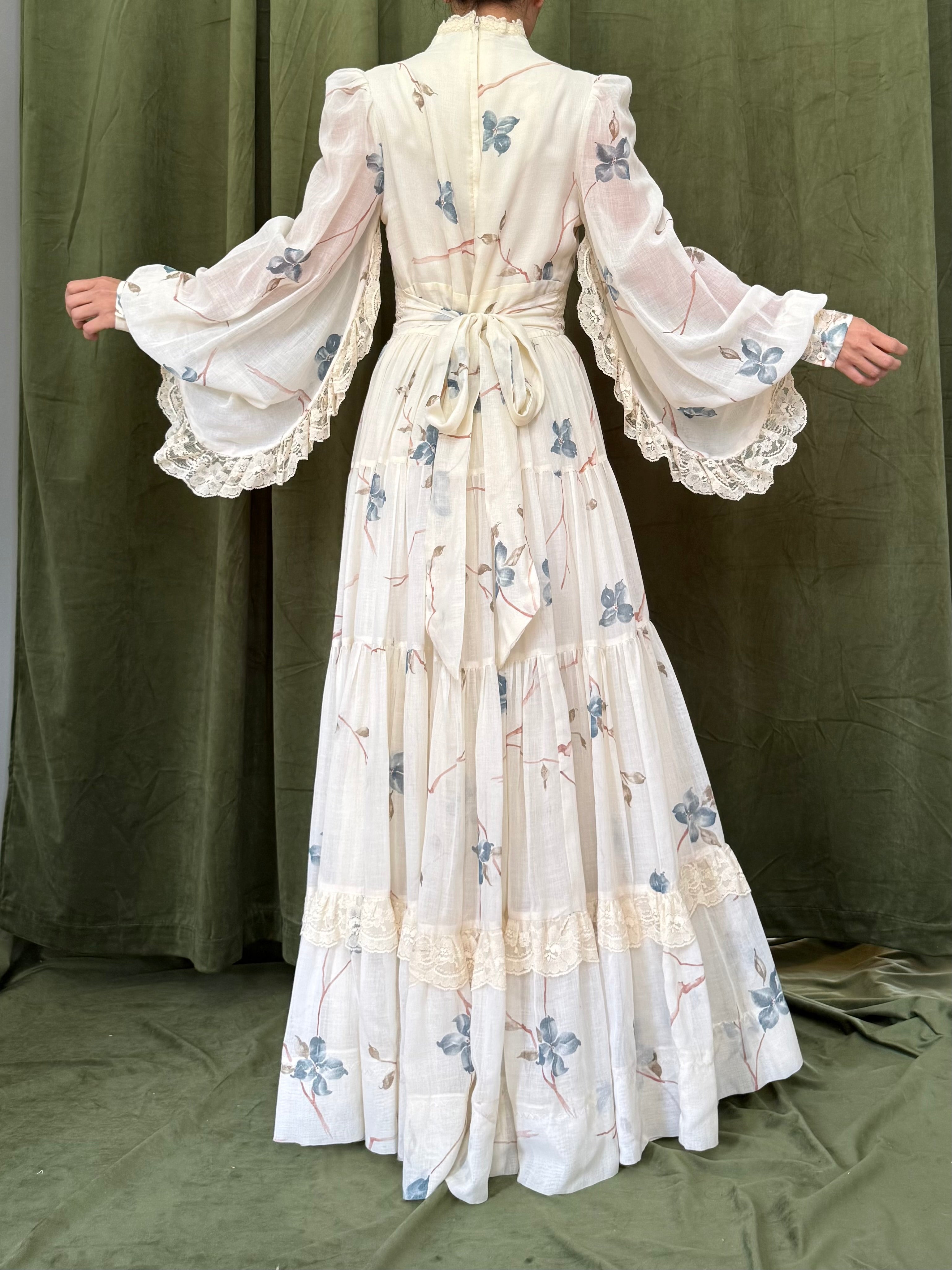 1970s Rare Gunne Sax Cotton Poet Sleeve Dress - S