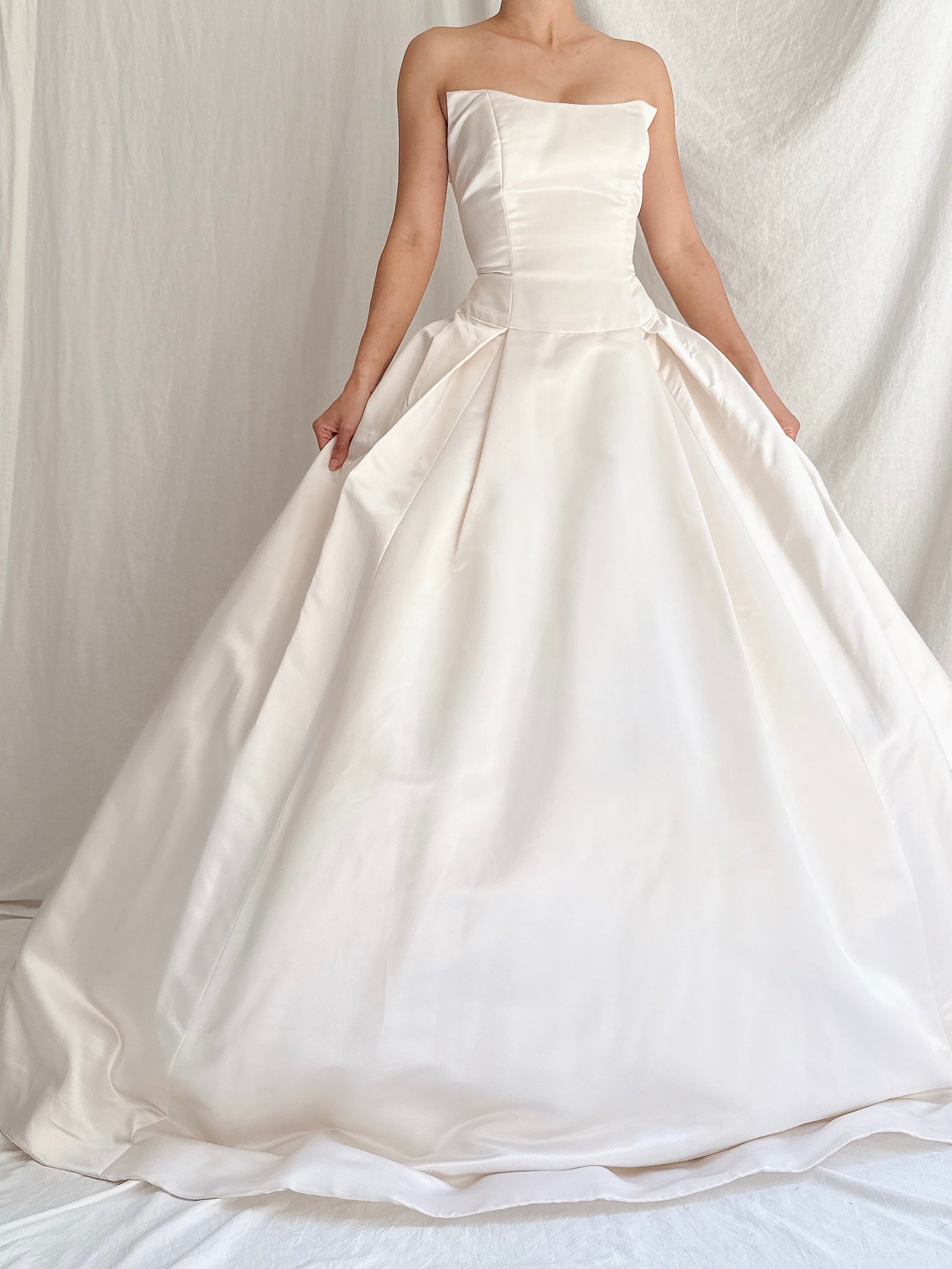 1990s Nancy Issler Silk Gown - S/6