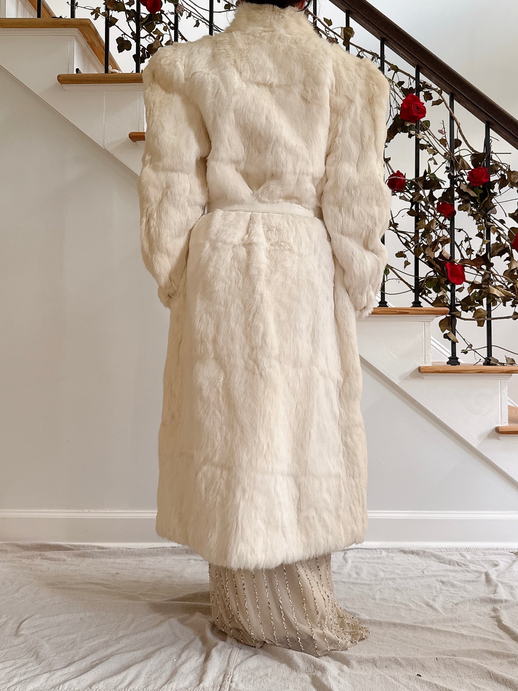 Vintage Hong Kong White Full Length Fur Coat - Size Small