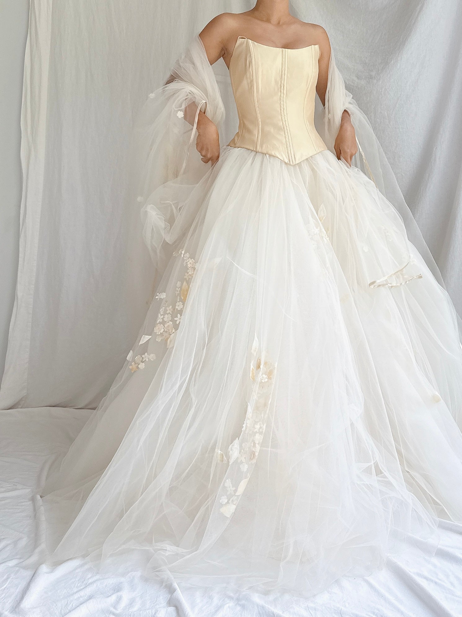 RESERVED - 1990s Bovina Italian Silk 3-Piece Wedding Gown Set - M/IT 44