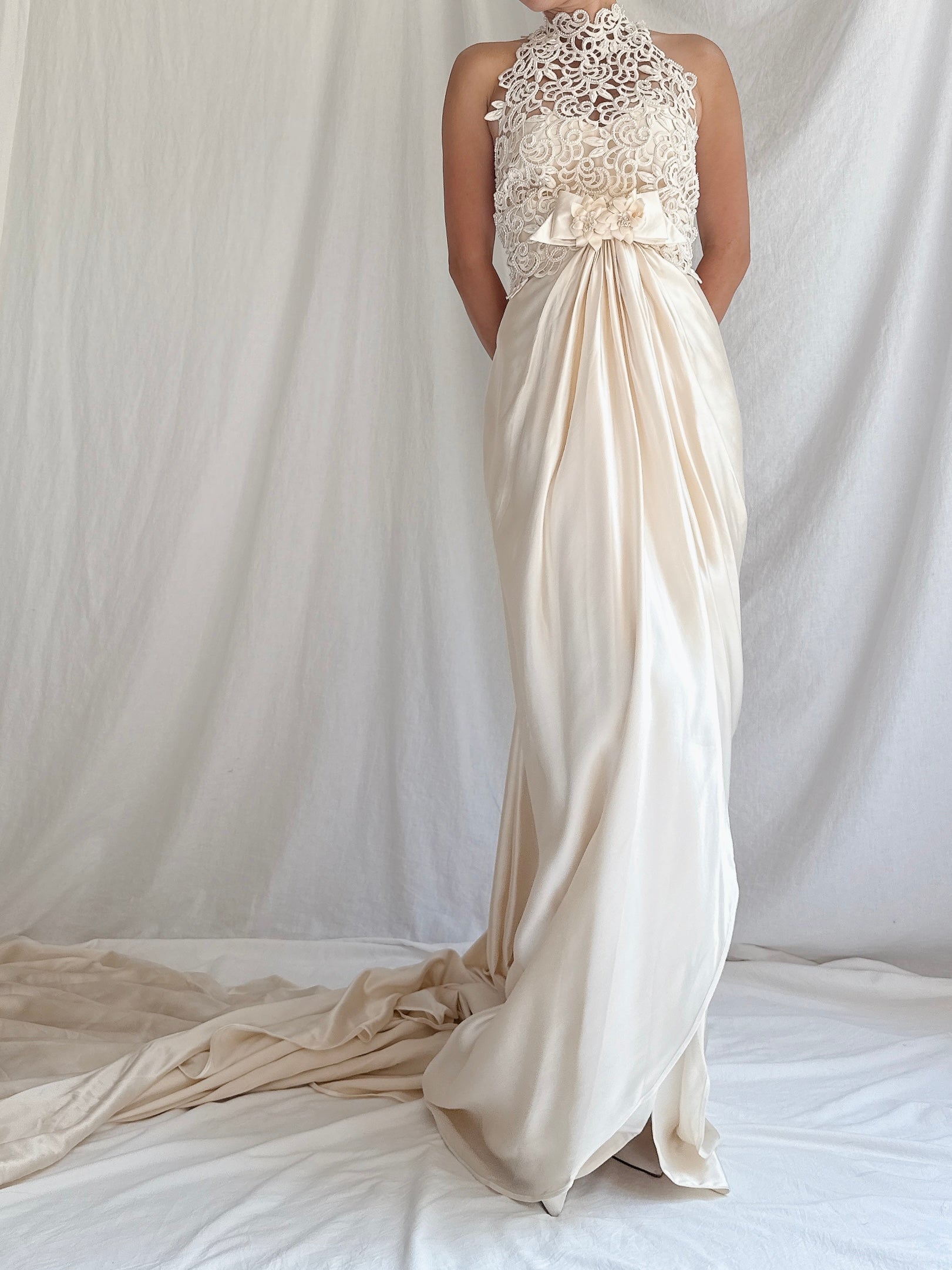 Vintage Sill Charmeuse Embroidered Lace Gown - M/8
