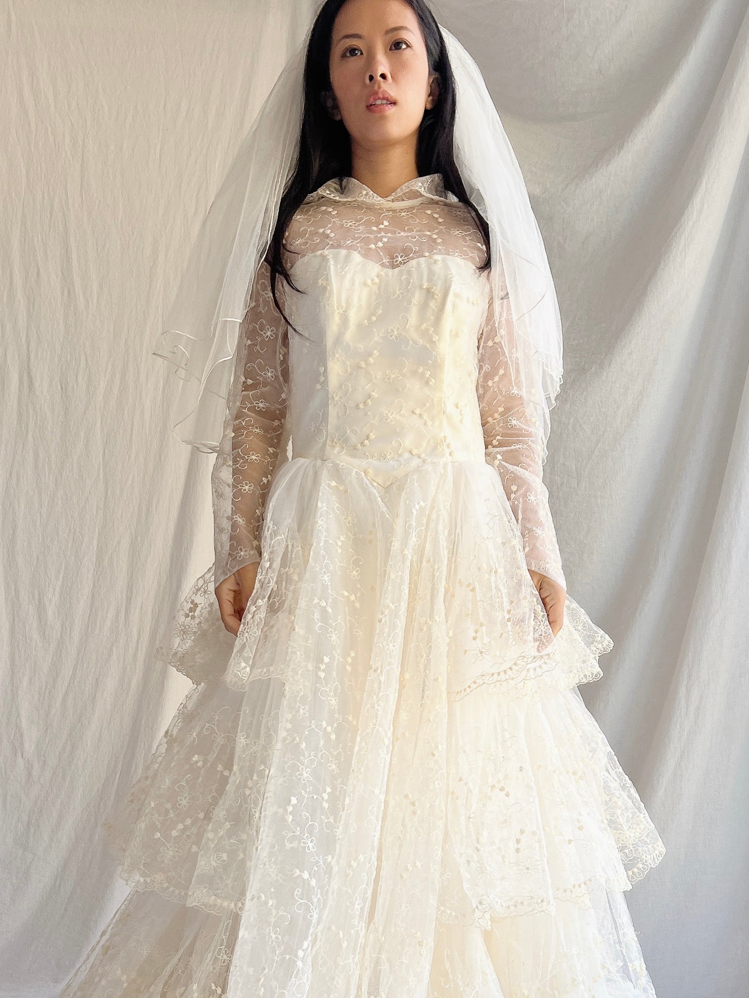 1980s Porcelain Ivory Double Layered Waist Length Tulle Veil