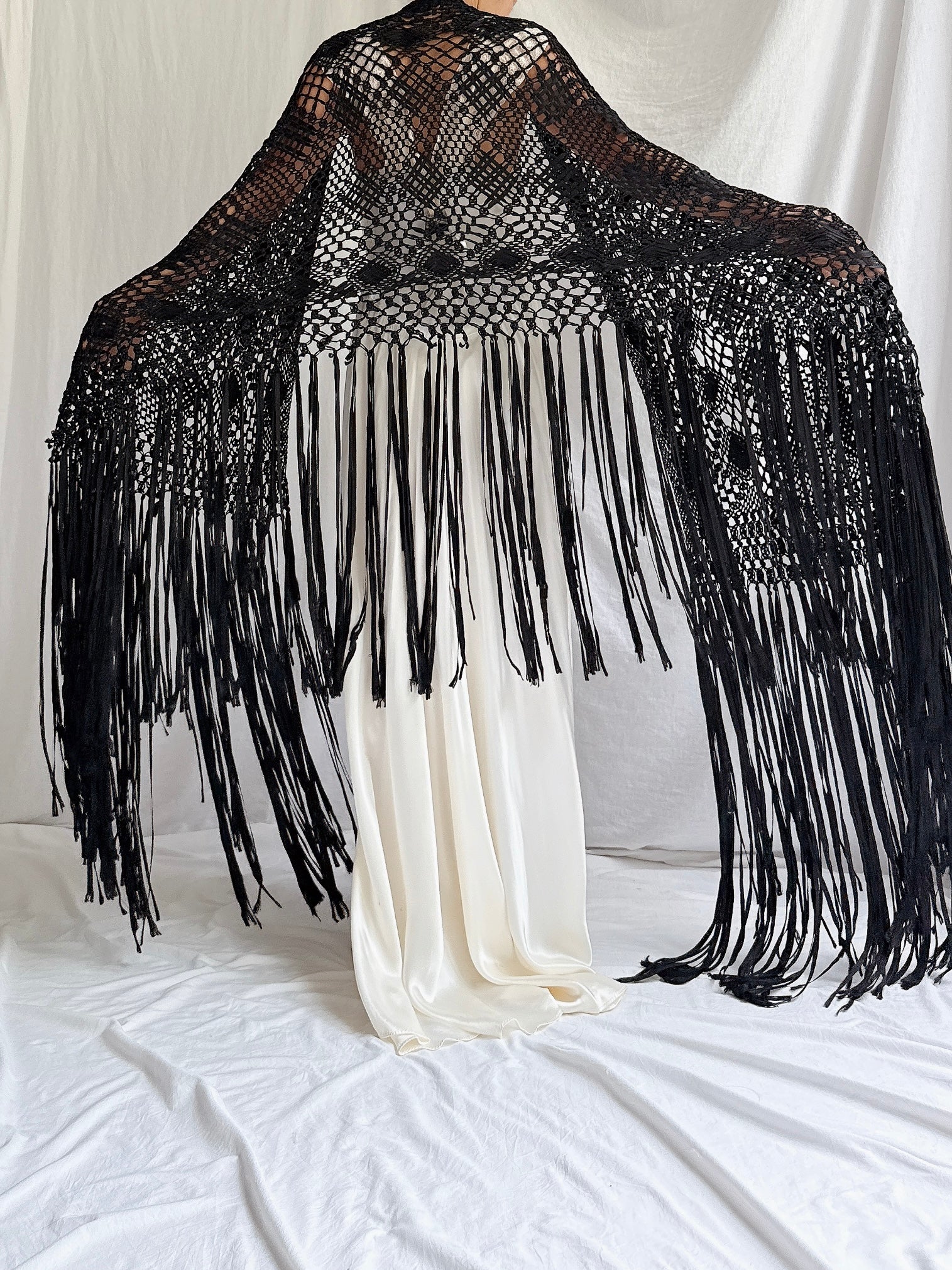 Vintage Black Macrame Shawl - OSFM
