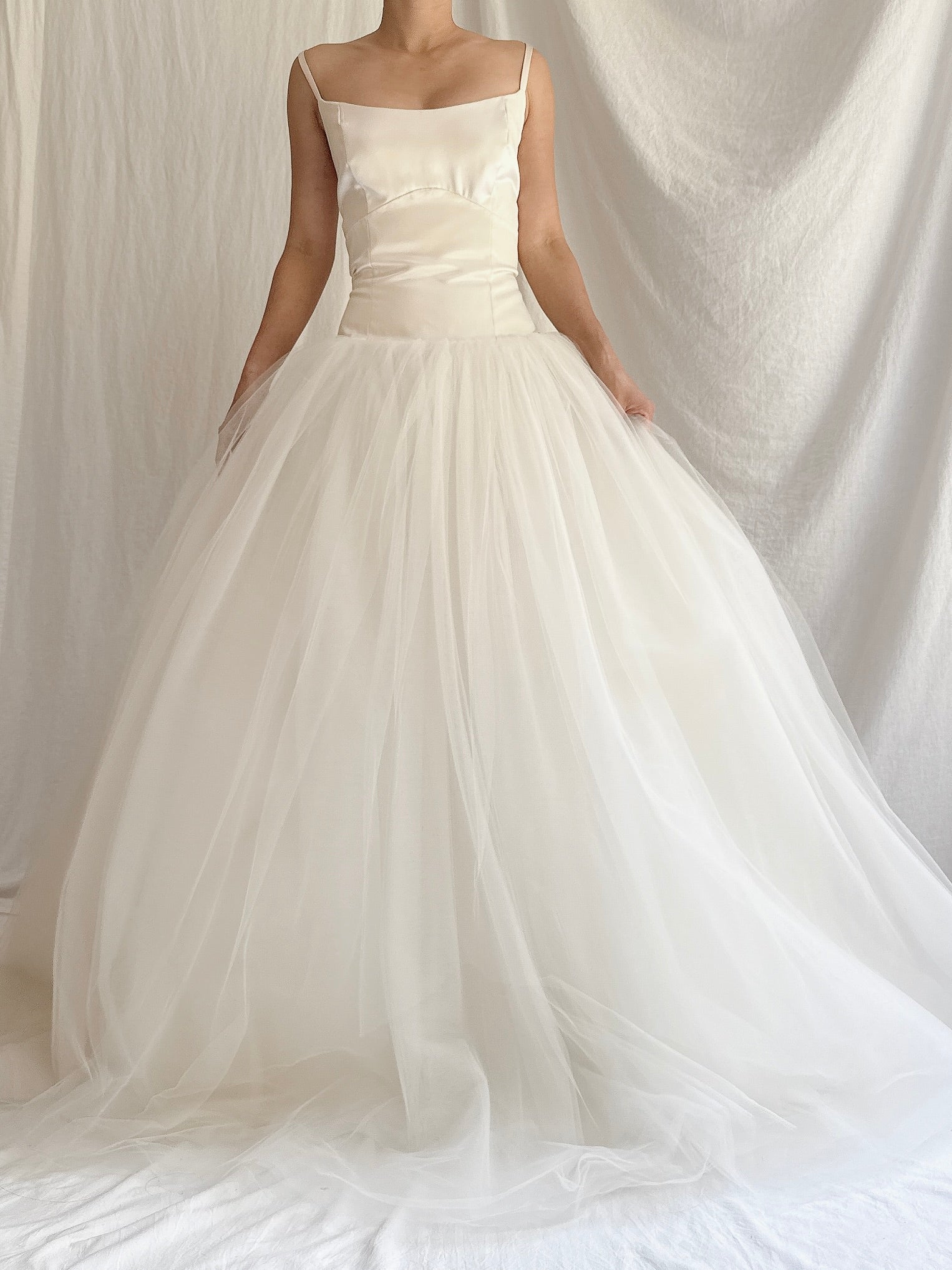 Vintage Monique Llhuilier Silk and Tulle Gown - M/6/8