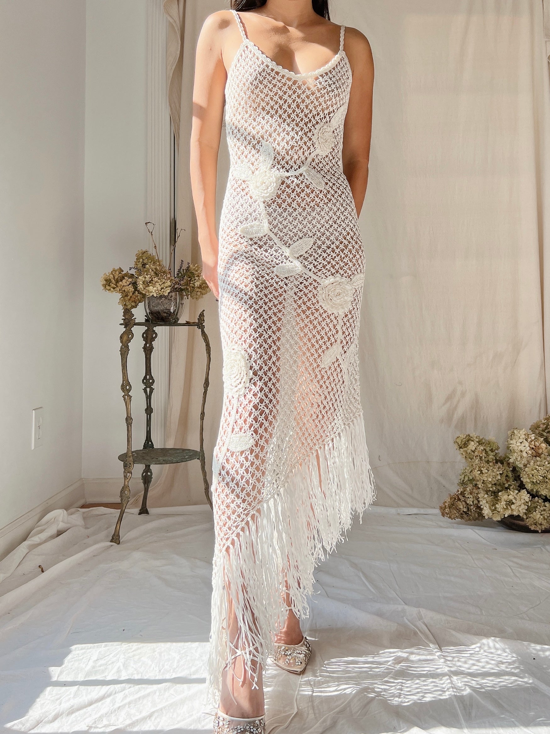 1990s Asymmetrical Hem Crochet Ivory Dress - S/M