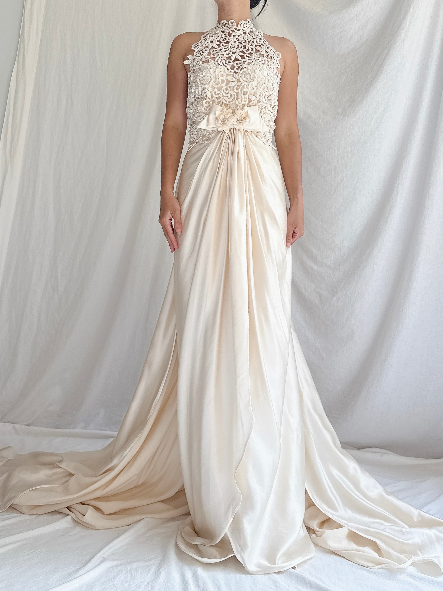 Vintage Sill Charmeuse Embroidered Lace Gown - M/8