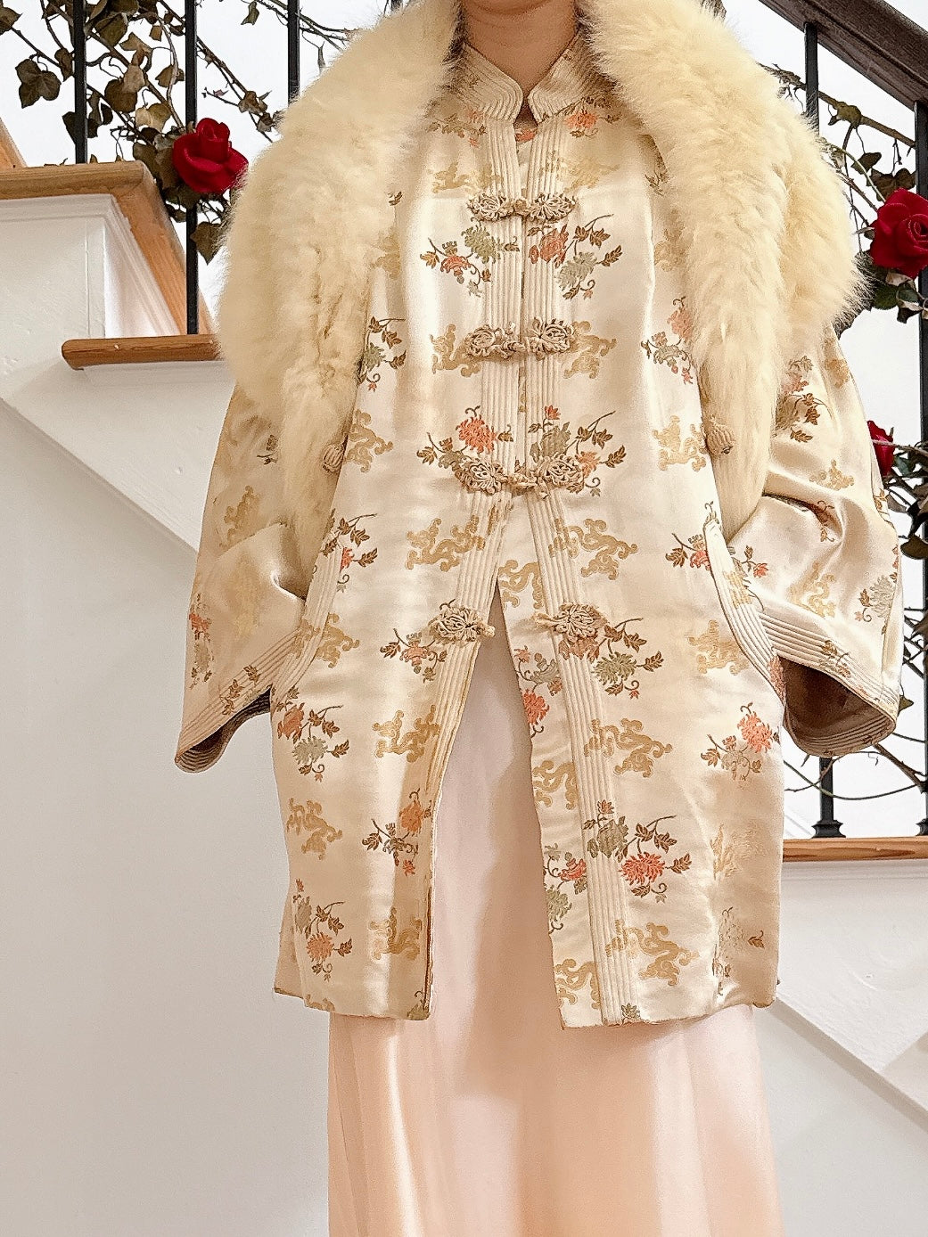 1950s Silk Jacket with fur Stole - Size M