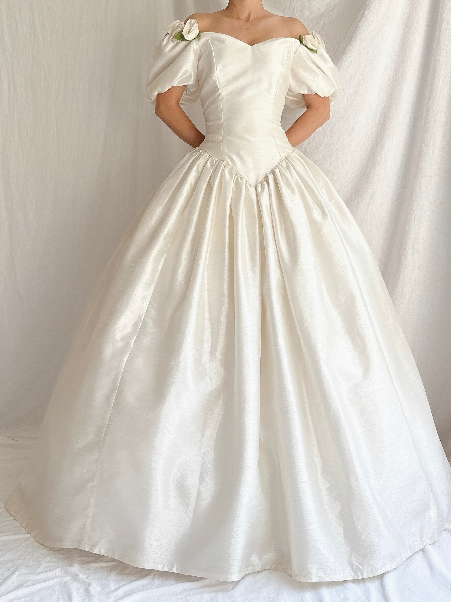 1980s Taffeta Puff Sleeves Dress - S/M