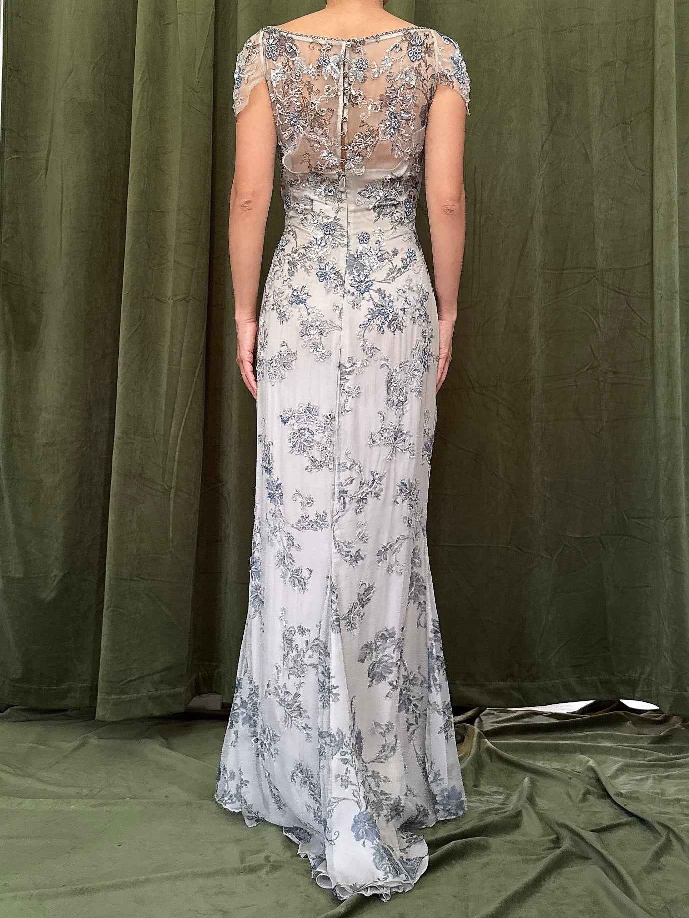 1990s Badgely Mischka Couture Silk Gown - Size 4 - 33B/26W/55L