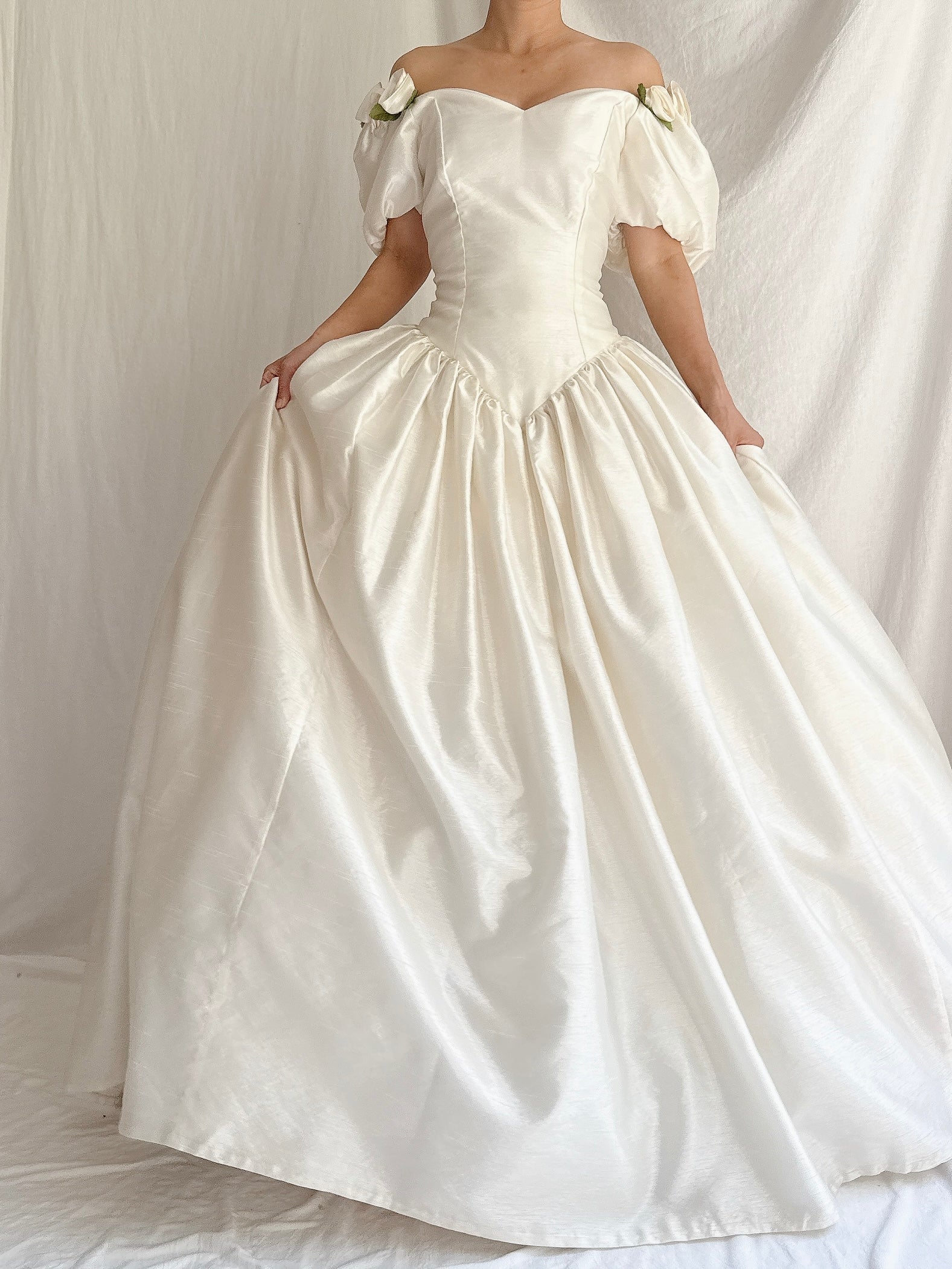 1980s Taffeta Puff Sleeves Dress - S/M