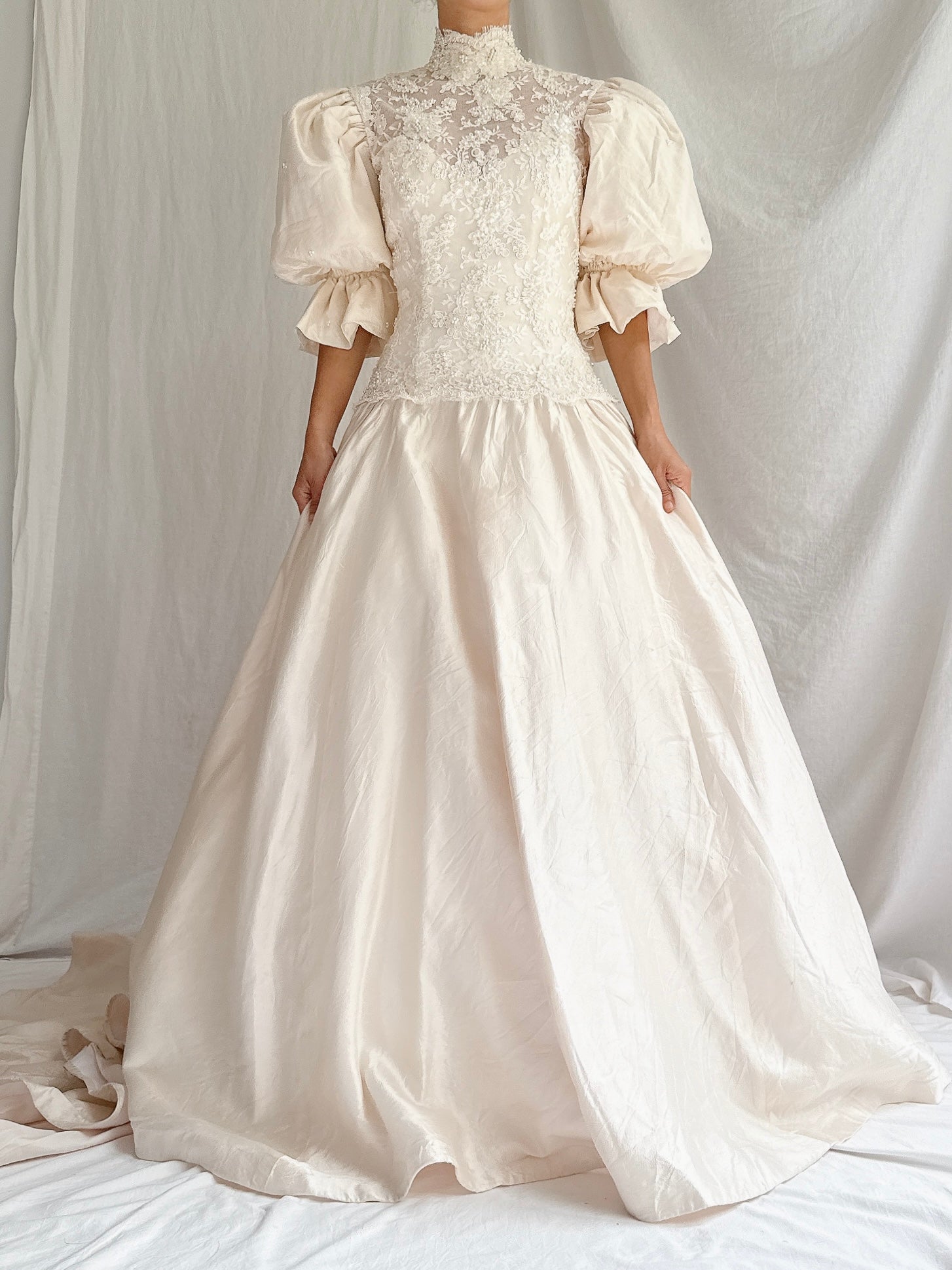 Vintage Puff Sleeve Silk Gown - S/4