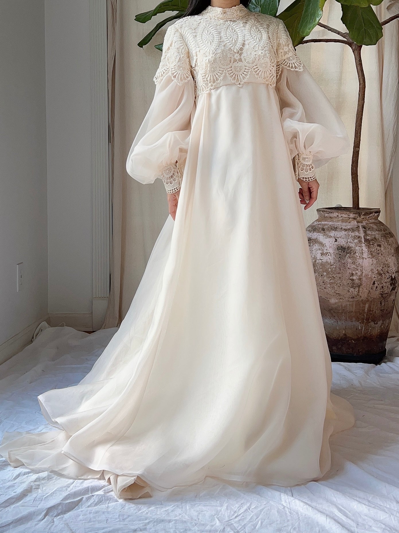 Vintage Puff Sleeves High Neck Gown - M