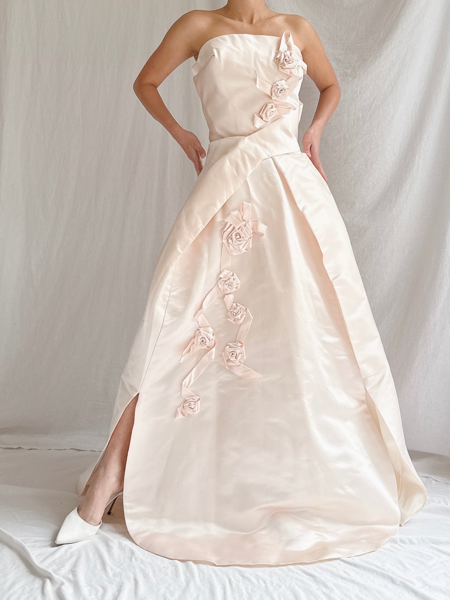 Vintage Shell Pink Silk Duchesse Satin Strapless Gown - S/4/6