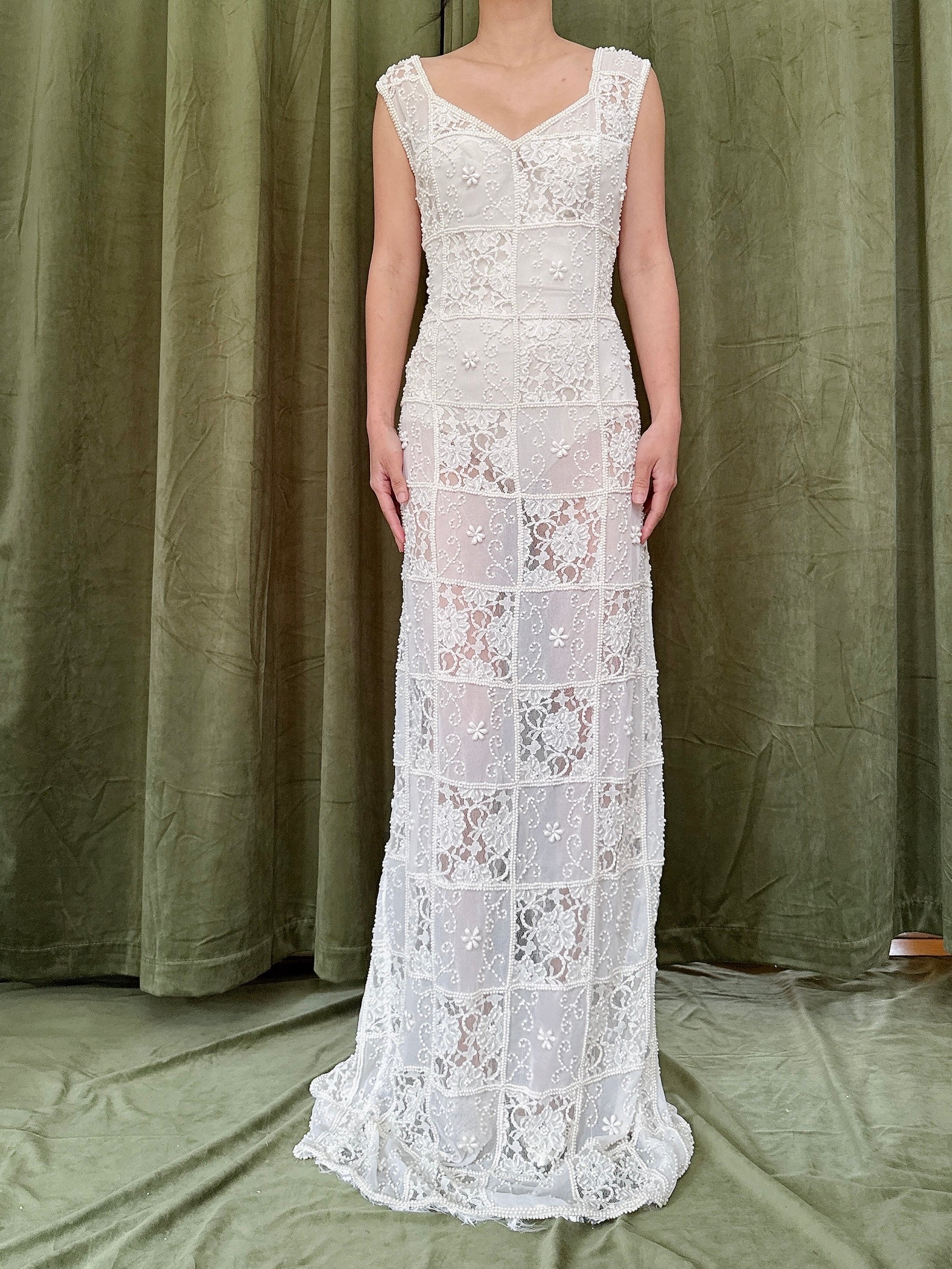 Vintage Sheer Beaded Dress - L 32W/42H/38B/61L